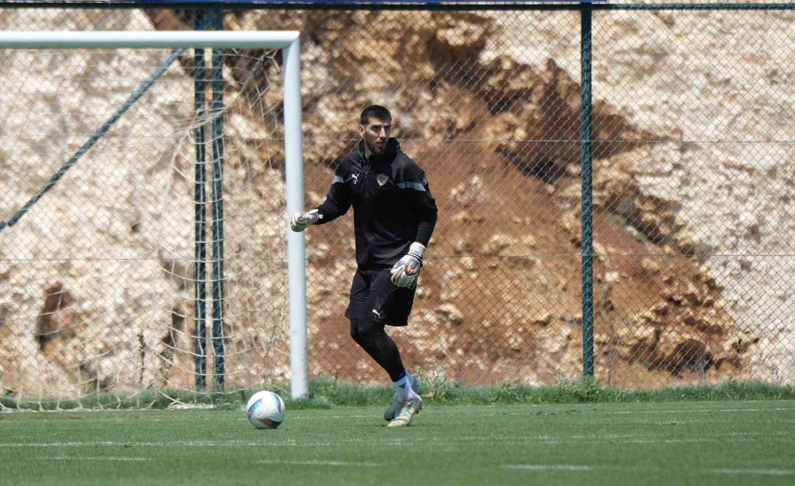 atakas-hatayspor-basaksehir-macinin-hazirliklarina-devam-etti