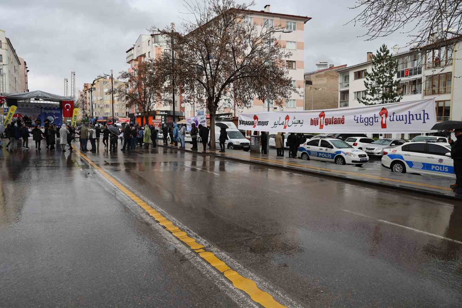 bolucu-slogan-iddiasi-gerginlige-neden-oldu