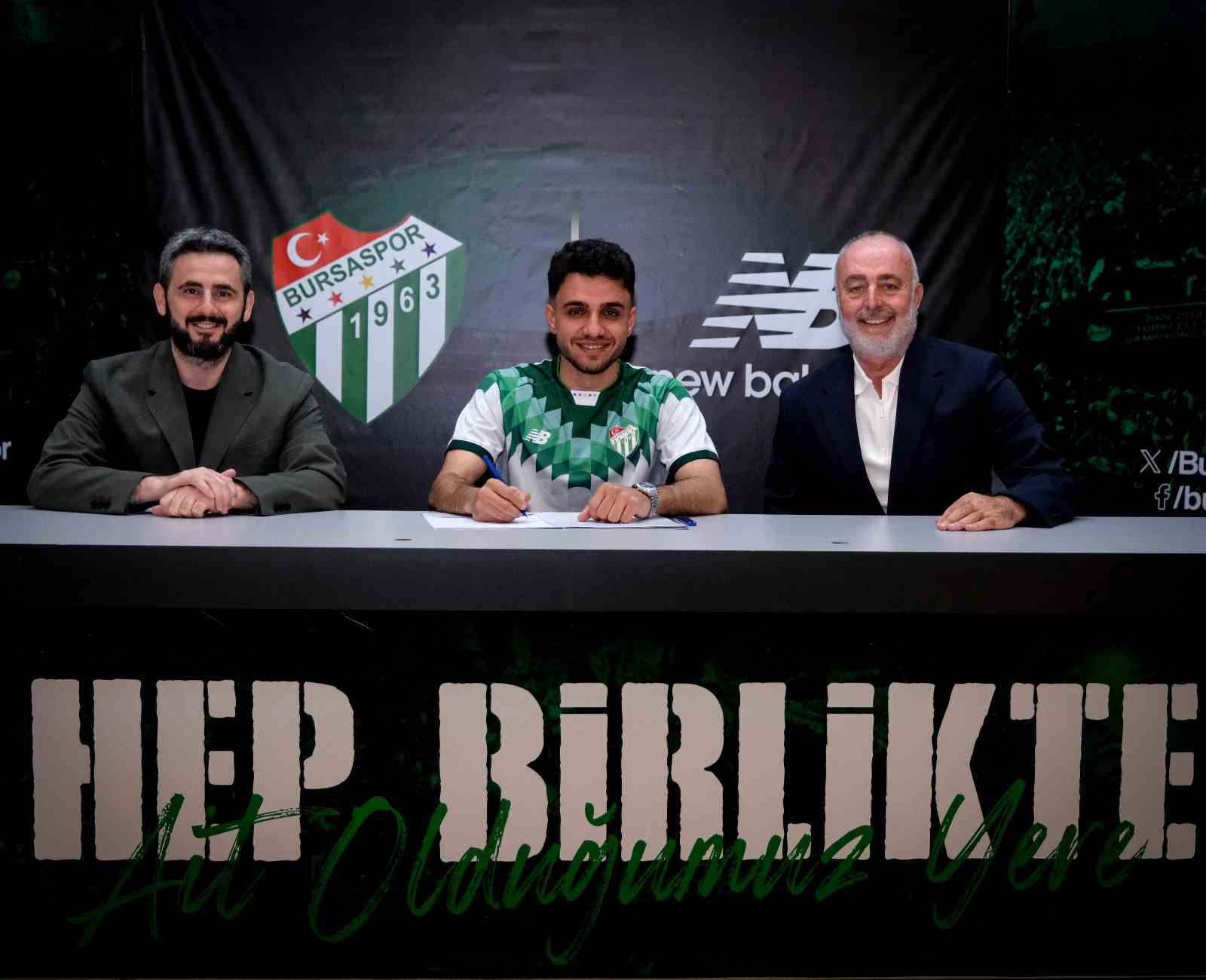 bursaspor-ertugrul-idris-furat-ile-sozlesme-imzaladi