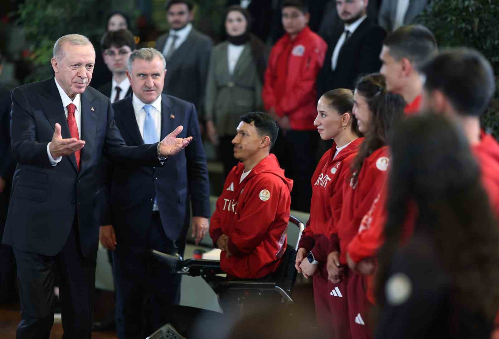 cumhurbaskani-erdogan-terorsuz-turkiye-kavsagini-insallah-suhuletle-dondukten-sonra-turkiye-yuzyili-menziline-cok-daha-hizli-ulasacagiz