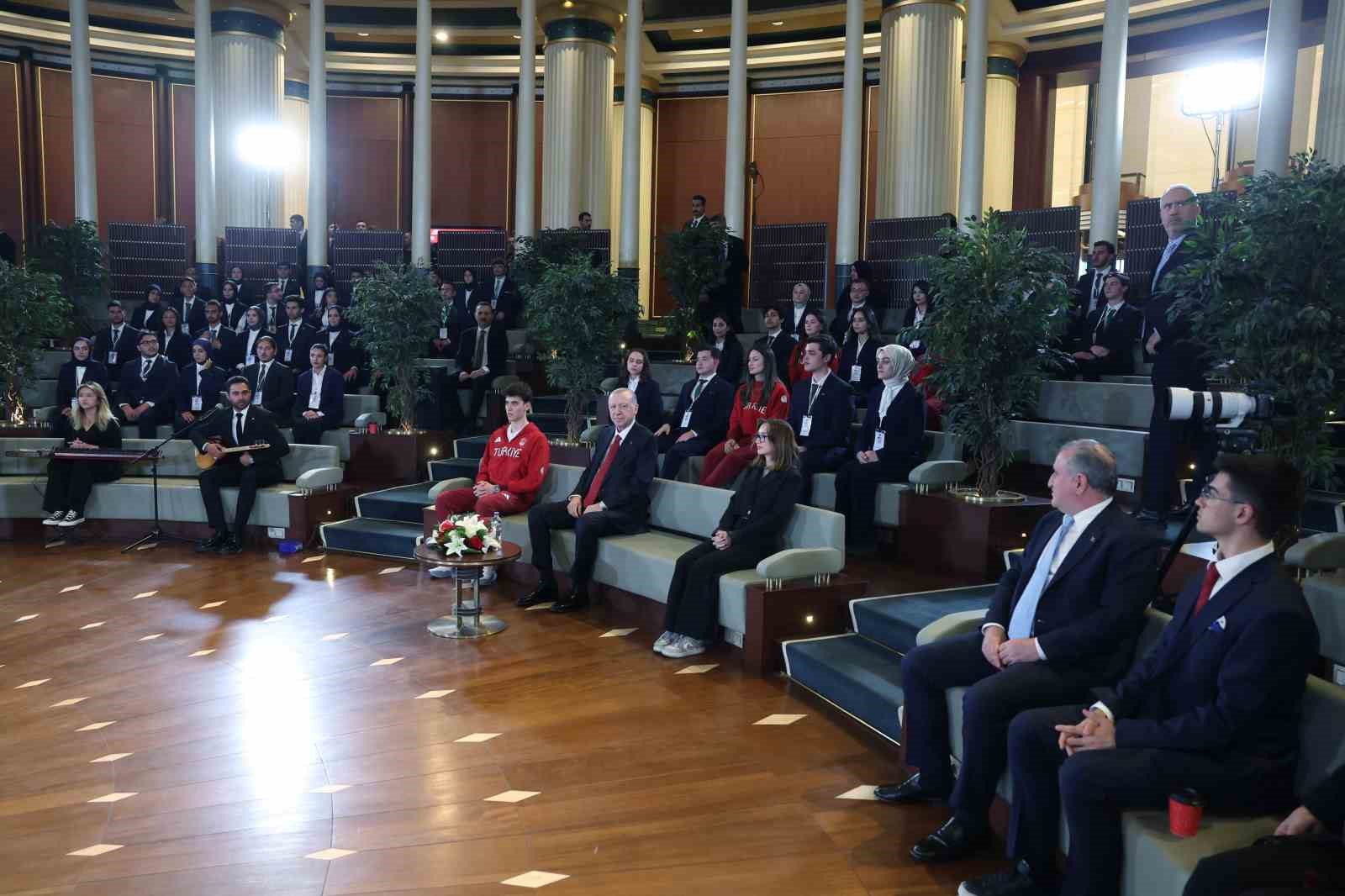 cumhurbaskani-erdogan-terorsuz-turkiye-kavsagini-insallah-suhuletle-dondukten-sonra-turkiye-yuzyili-menziline-cok-daha-hizli-ulasacagiz