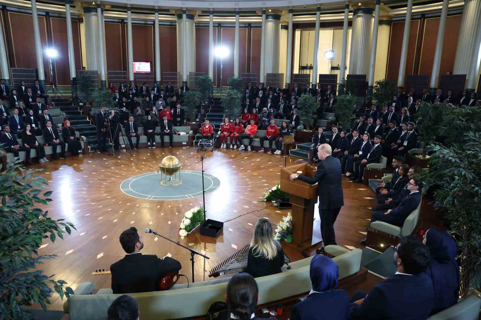 cumhurbaskani-erdogan-terorsuz-turkiye-kavsagini-insallah-suhuletle-dondukten-sonra-turkiye-yuzyili-menziline-cok-daha-hizli-ulasacagiz