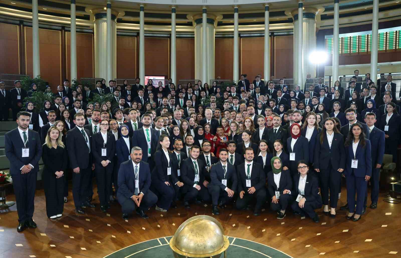 cumhurbaskani-erdogan-terorsuz-turkiye-kavsagini-insallah-suhuletle-dondukten-sonra-turkiye-yuzyili-menziline-cok-daha-hizli-ulasacagiz