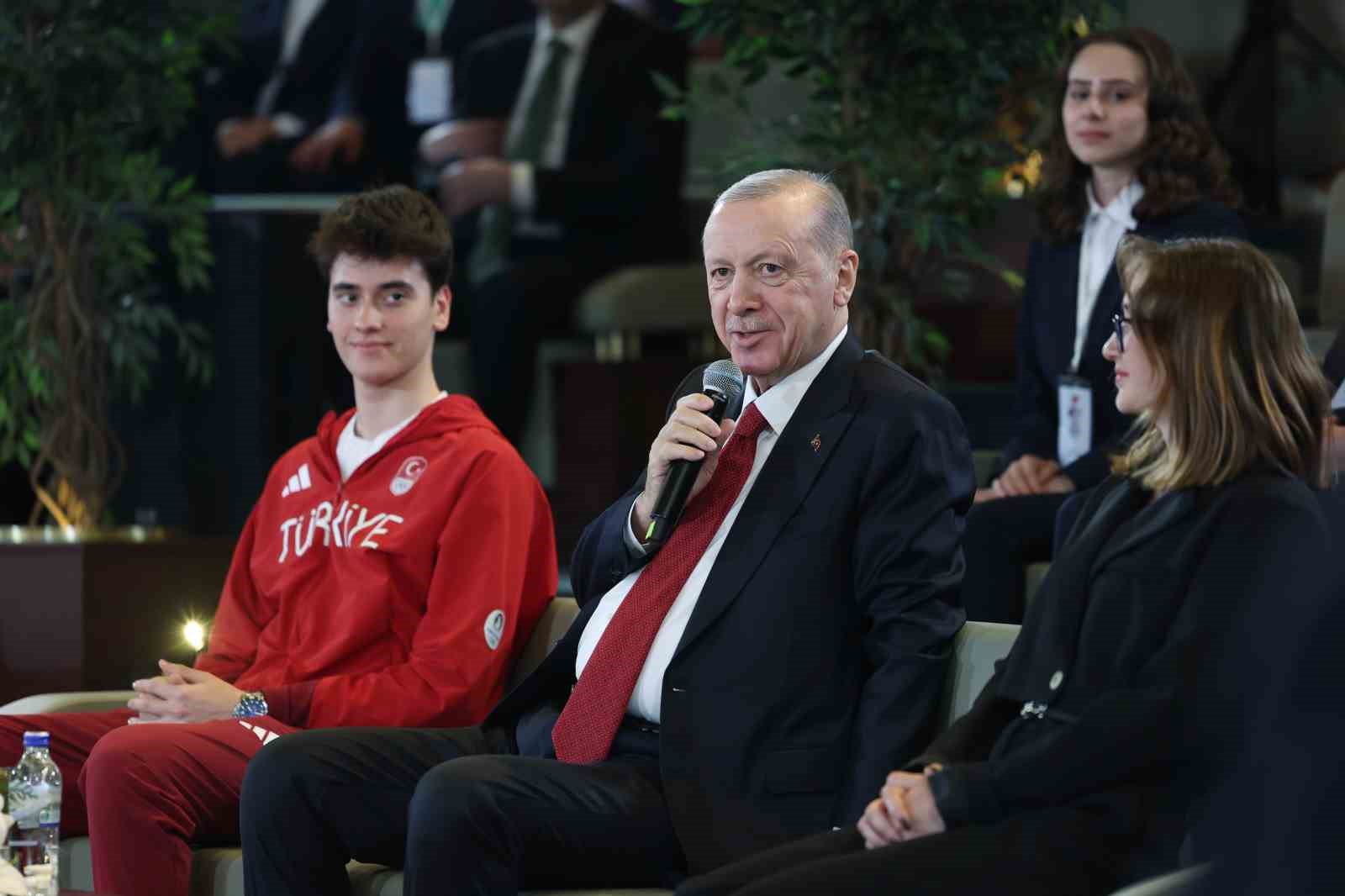cumhurbaskani-erdogan-terorsuz-turkiye-kavsagini-insallah-suhuletle-dondukten-sonra-turkiye-yuzyili-menziline-cok-daha-hizli-ulasacagiz