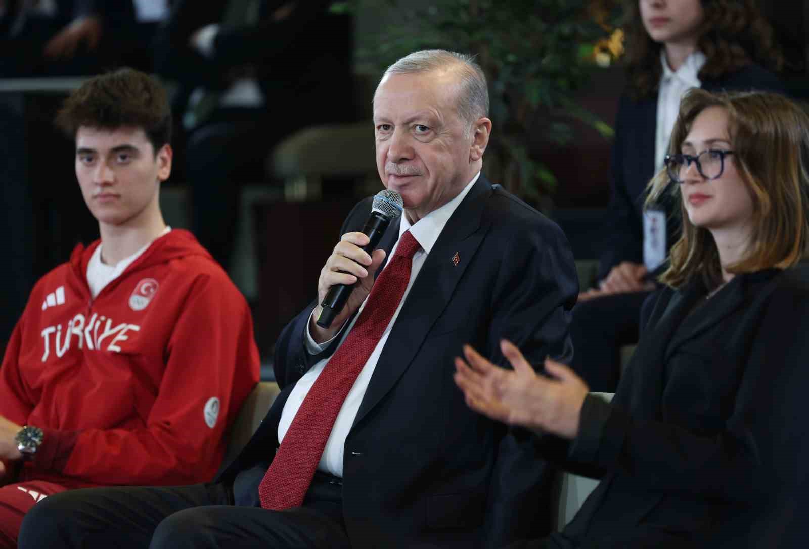 cumhurbaskani-erdogan-terorsuz-turkiye-kavsagini-insallah-suhuletle-dondukten-sonra-turkiye-yuzyili-menziline-cok-daha-hizli-ulasacagiz