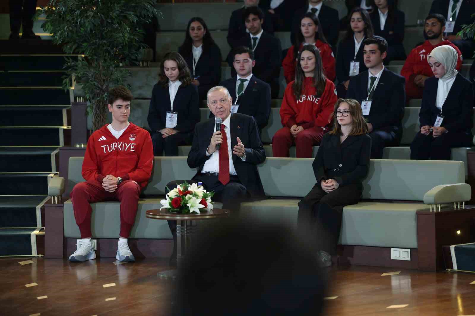 cumhurbaskani-erdogan-terorsuz-turkiye-kavsagini-insallah-suhuletle-dondukten-sonra-turkiye-yuzyili-menziline-cok-daha-hizli-ulasacagiz