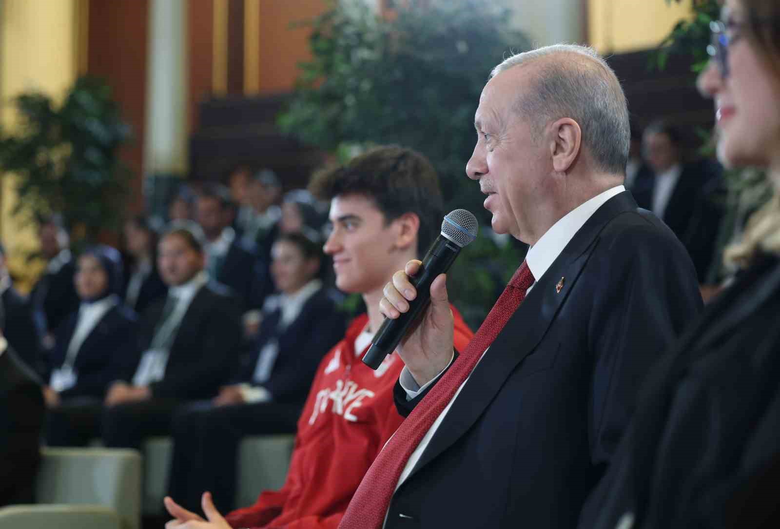 cumhurbaskani-erdogan-terorsuz-turkiye-kavsagini-insallah-suhuletle-dondukten-sonra-turkiye-yuzyili-menziline-cok-daha-hizli-ulasacagiz