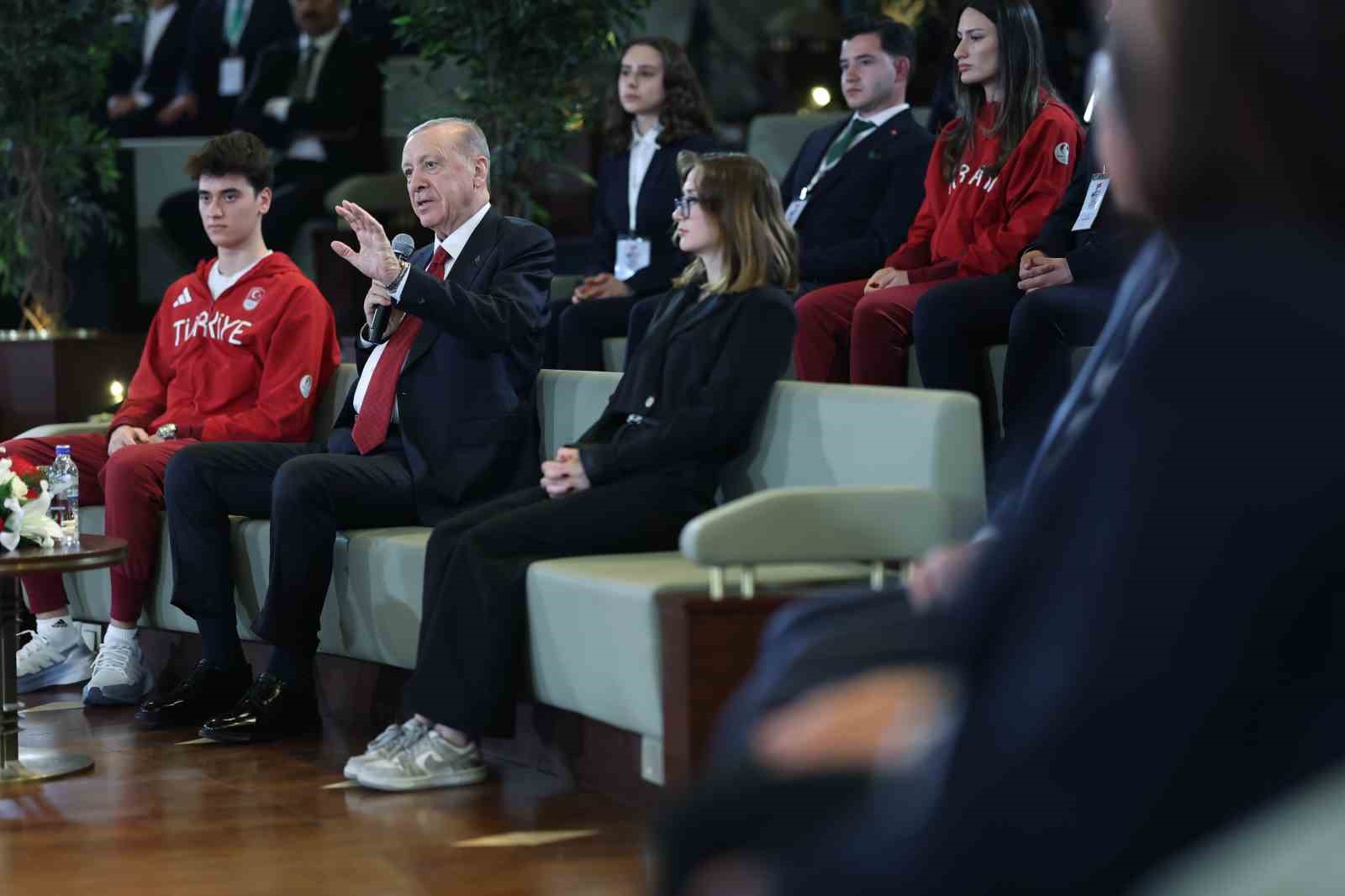 cumhurbaskani-erdogan-terorsuz-turkiye-kavsagini-insallah-suhuletle-dondukten-sonra-turkiye-yuzyili-menziline-cok-daha-hizli-ulasacagiz