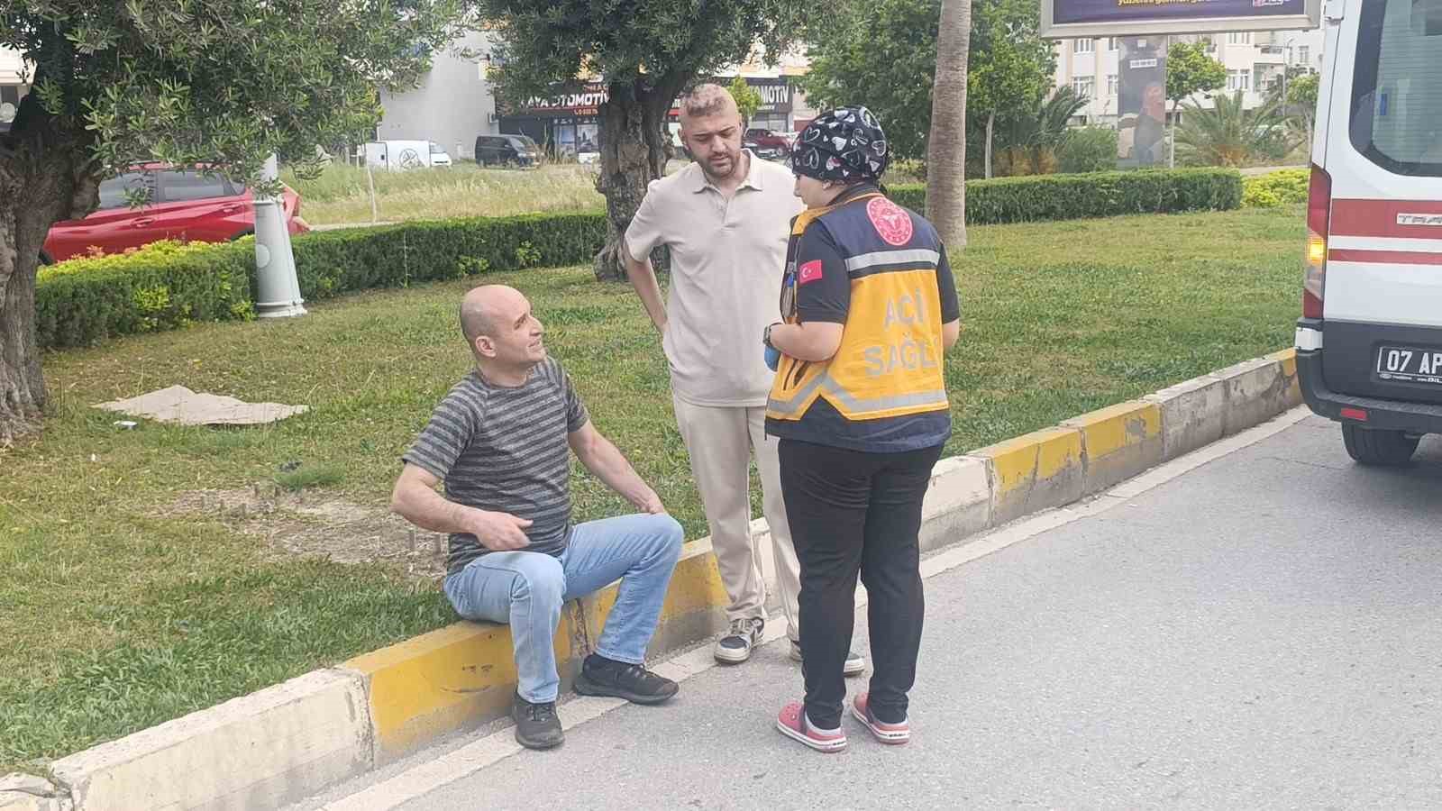 devrilen-aractan-yara-almadan-ciktilar
