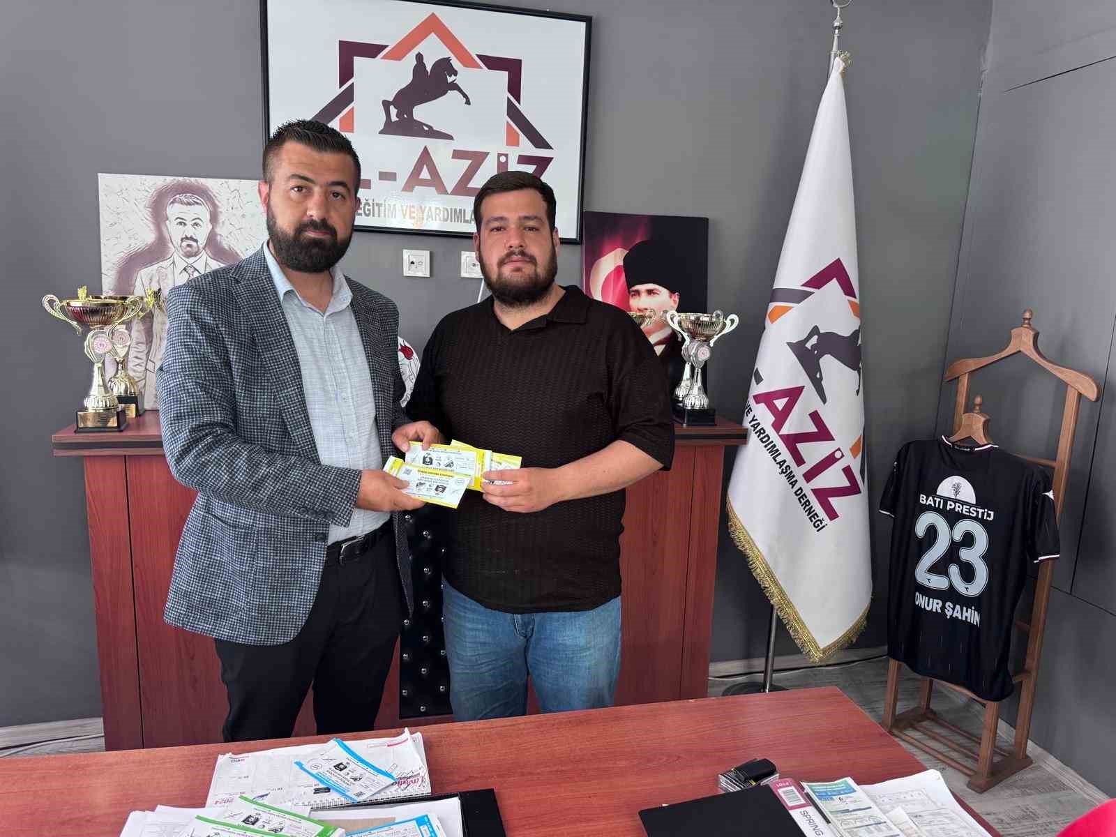el-aziz-derden-elazigspora-tam-destek-taraftar-gruplarina-bin-biletlik-destek