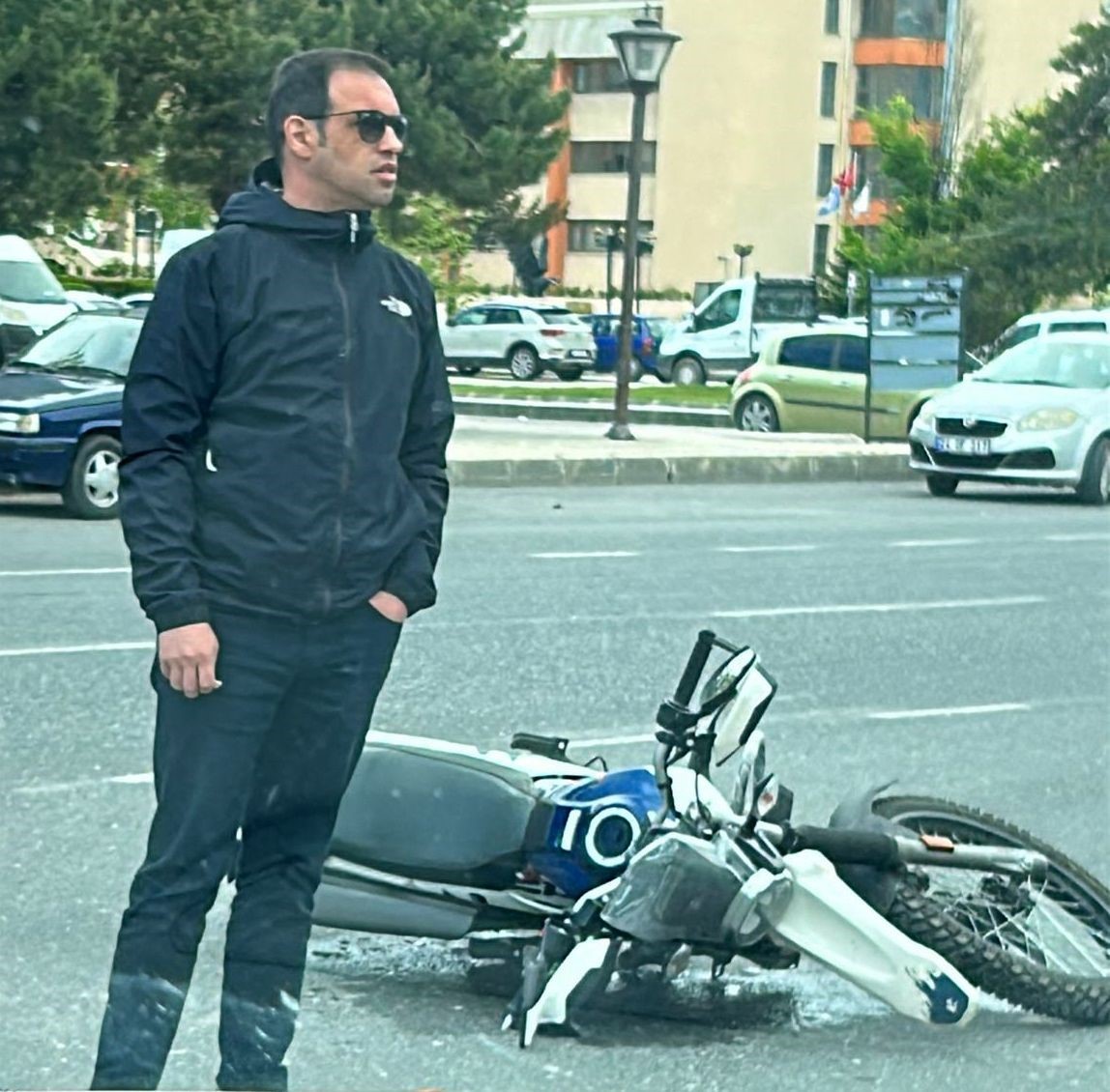 erzincanda-otomobil-ile-motosiklet-carpisti