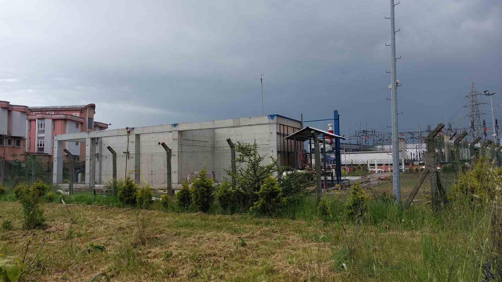 fabrikanin-eski-dogal-gaz-tesisinde-patlama-3-yarali