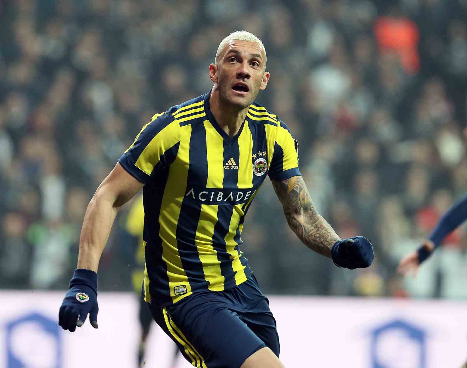 fenerbahce-besiktas-derbisinin-golleri-yabancilardan