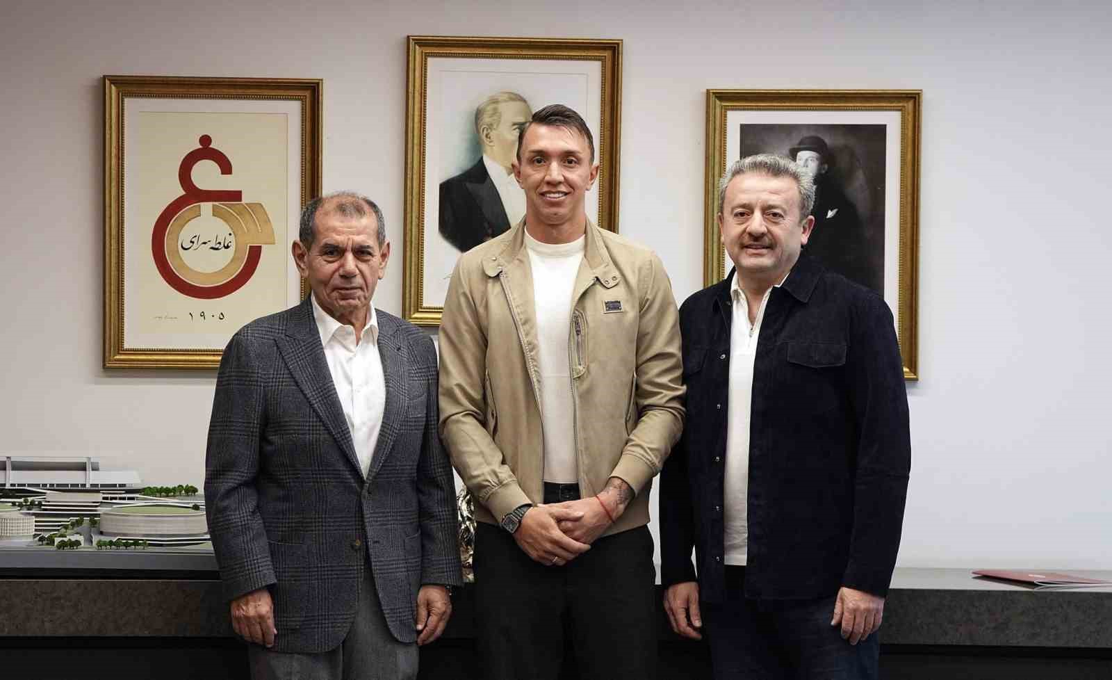 galatasaray-fernando-musleranin-takimiyla-is-birligi-protokolu-imzaladi