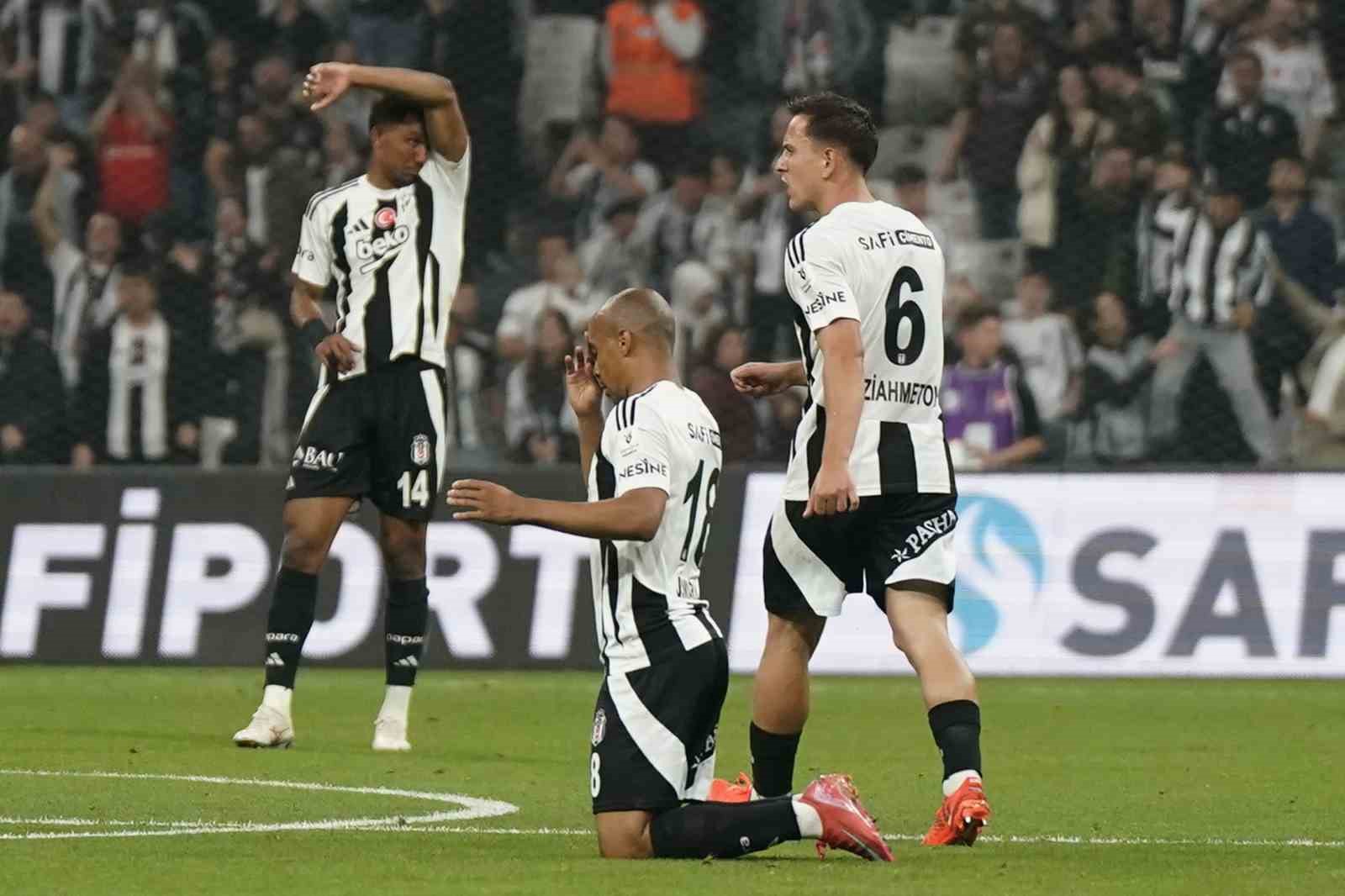 joao-mario-ligdeki-4-golunu-atti