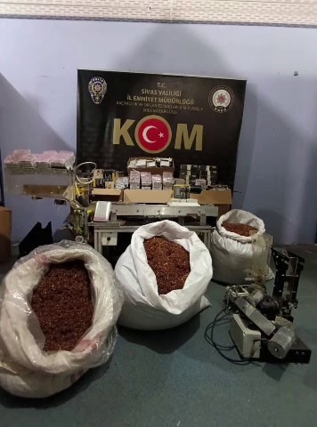 kacak-sigaralari-sararken-yakalandilar