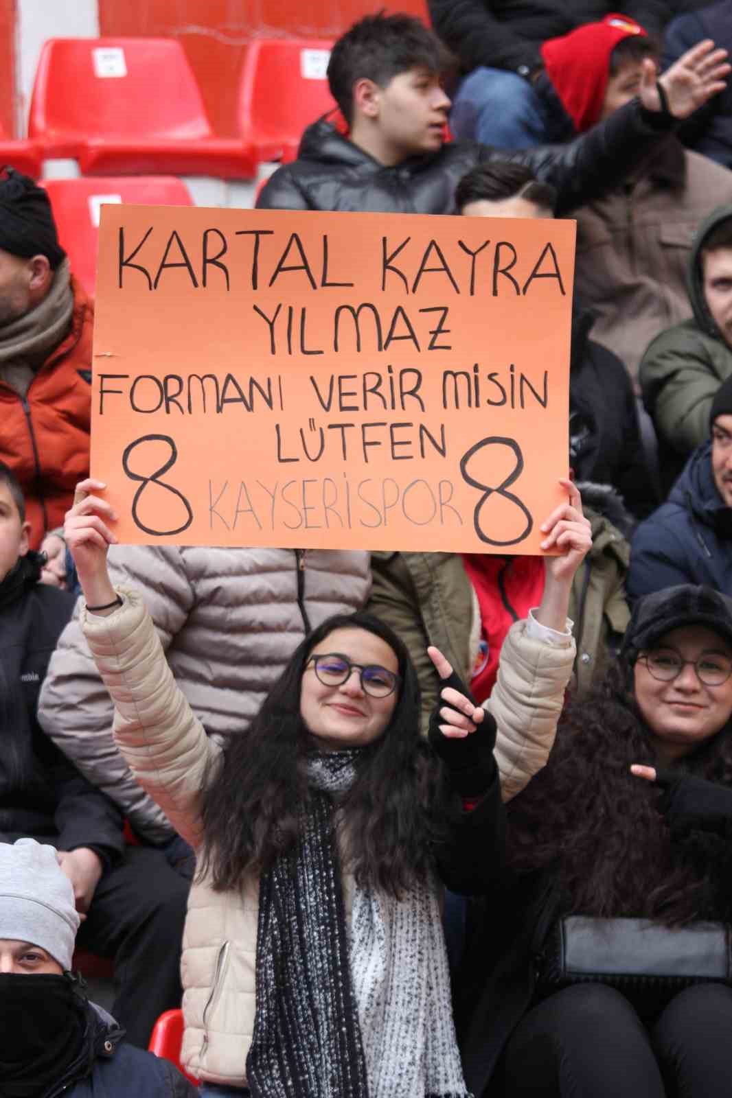 kayserispordan-anneler-gunu-jesti