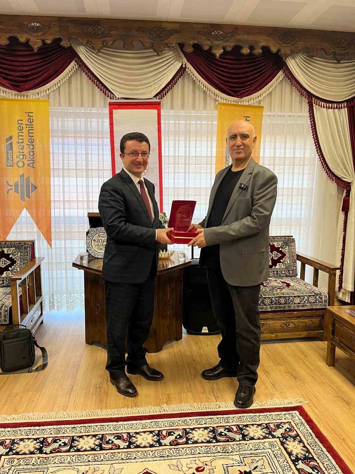 ogretmenlere-diksiyon-egitimi-verildi