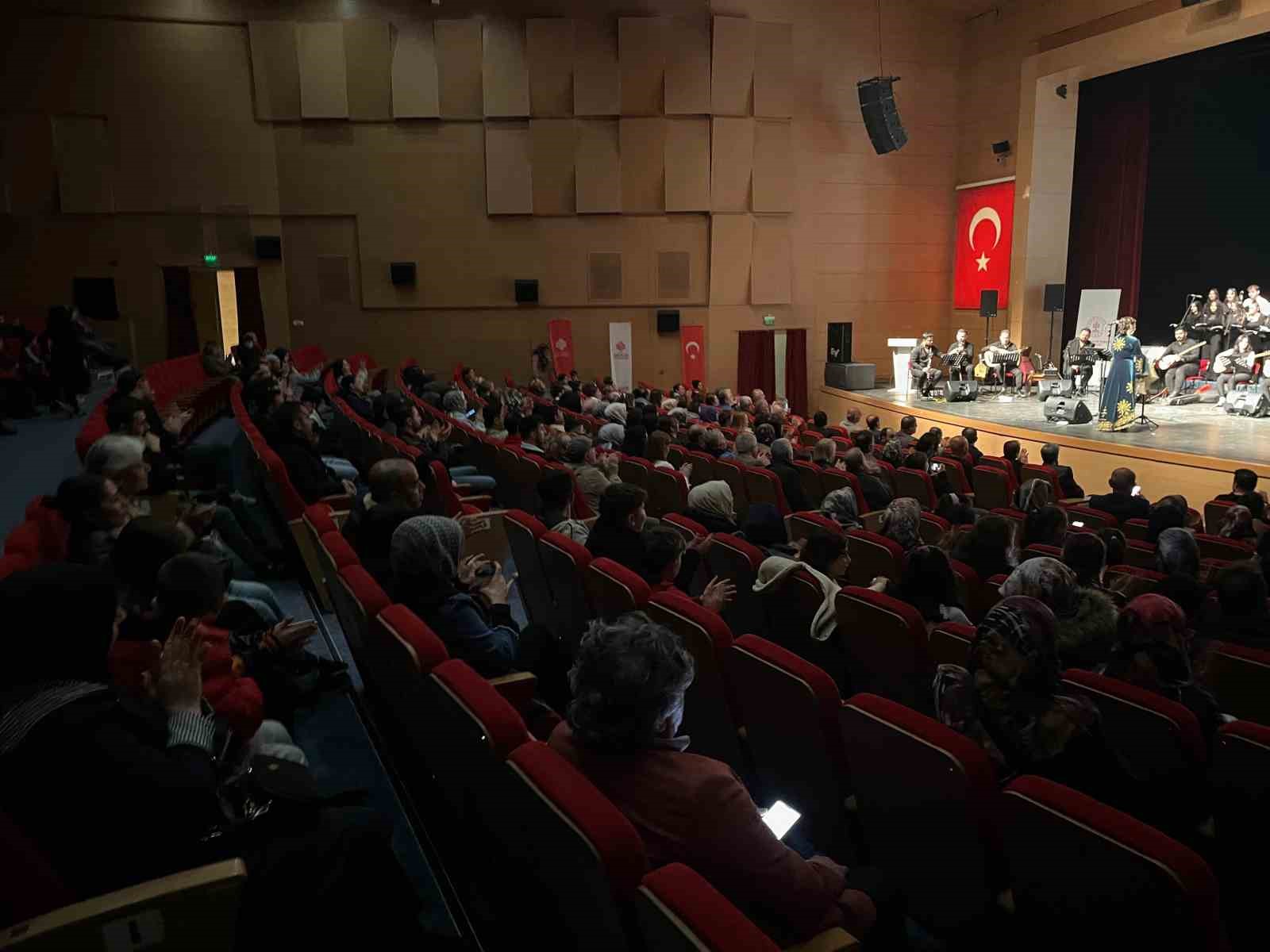 sivasta-vakif-kulturu-sanatla-bulustu