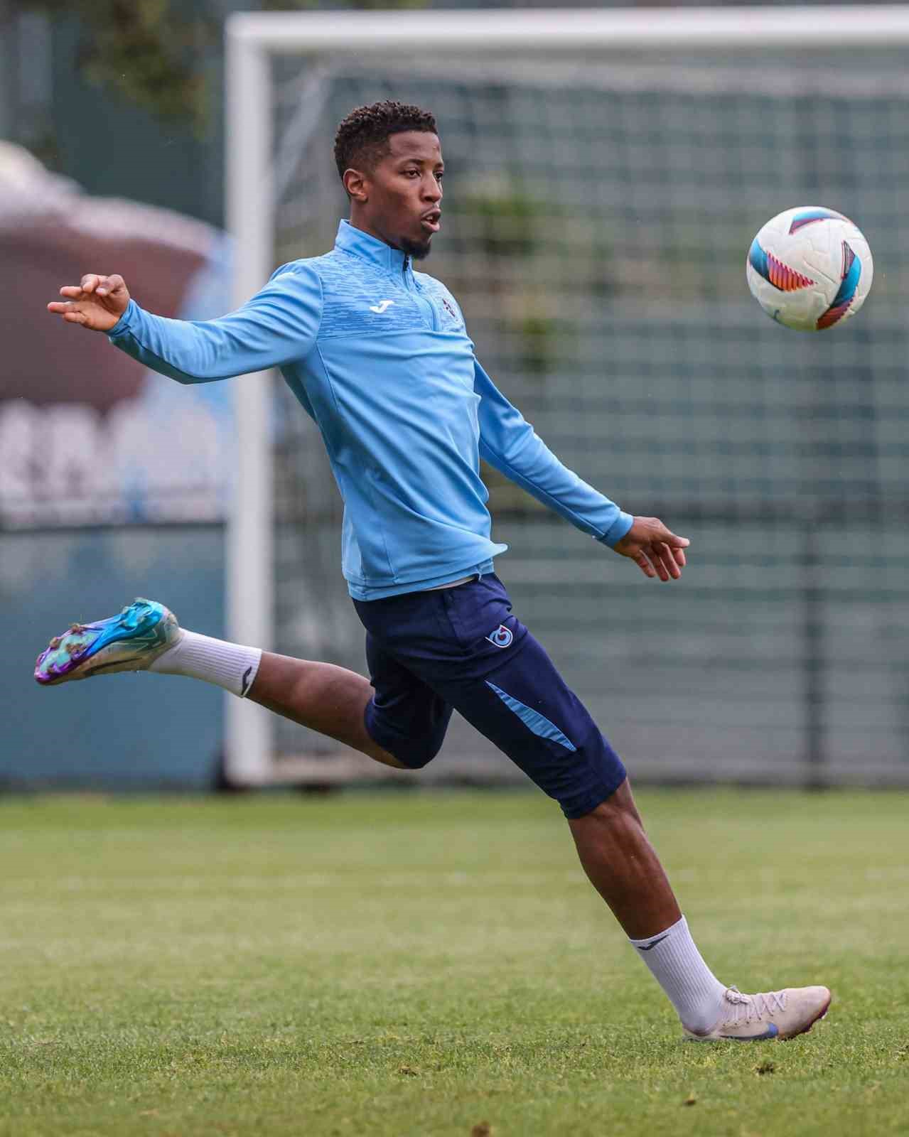 trabzonspor-antalyaspor-macinin-hazirliklarina-basladi