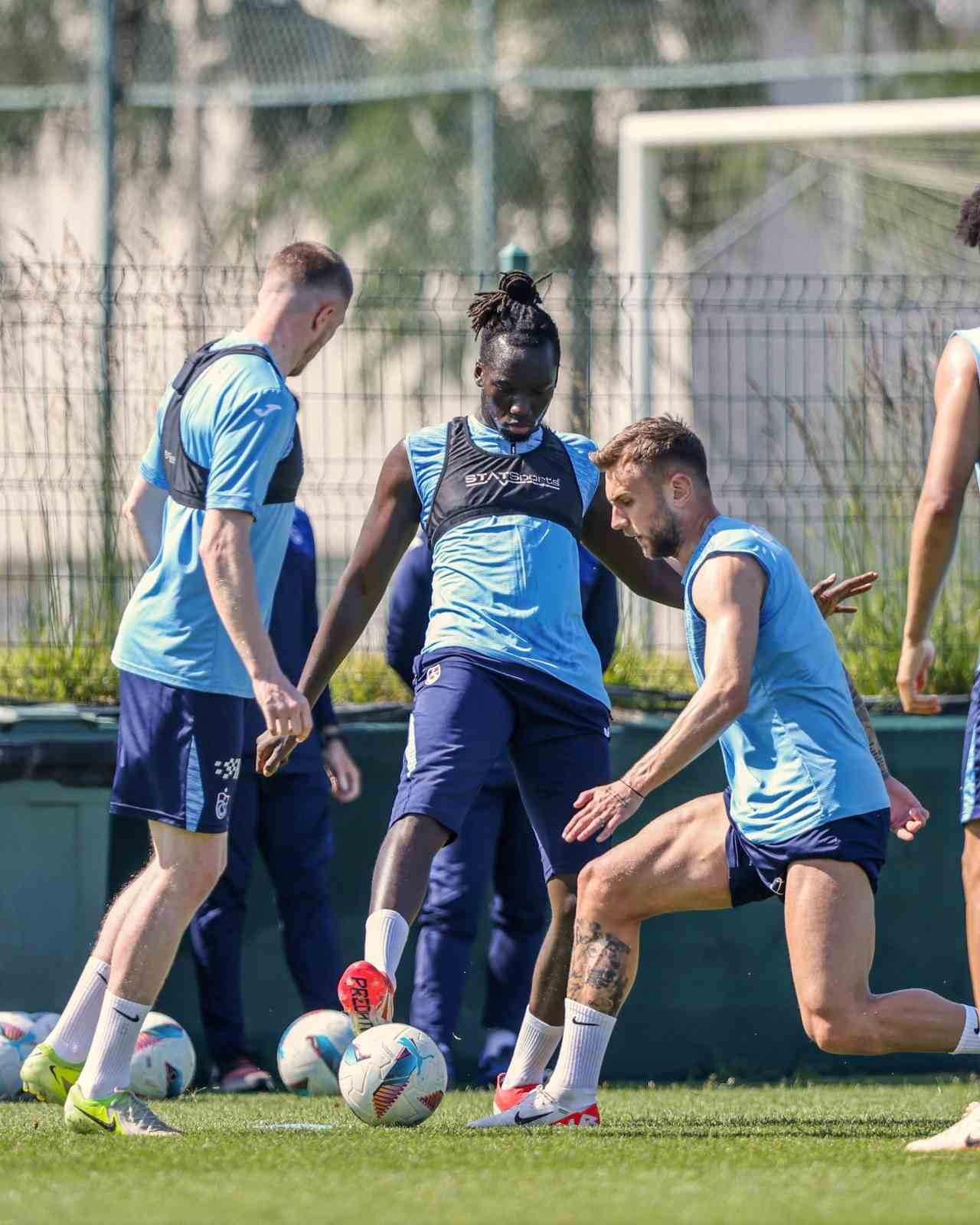 trabzonspor-samsunspor-maci-hazirliklarini-tamamladi