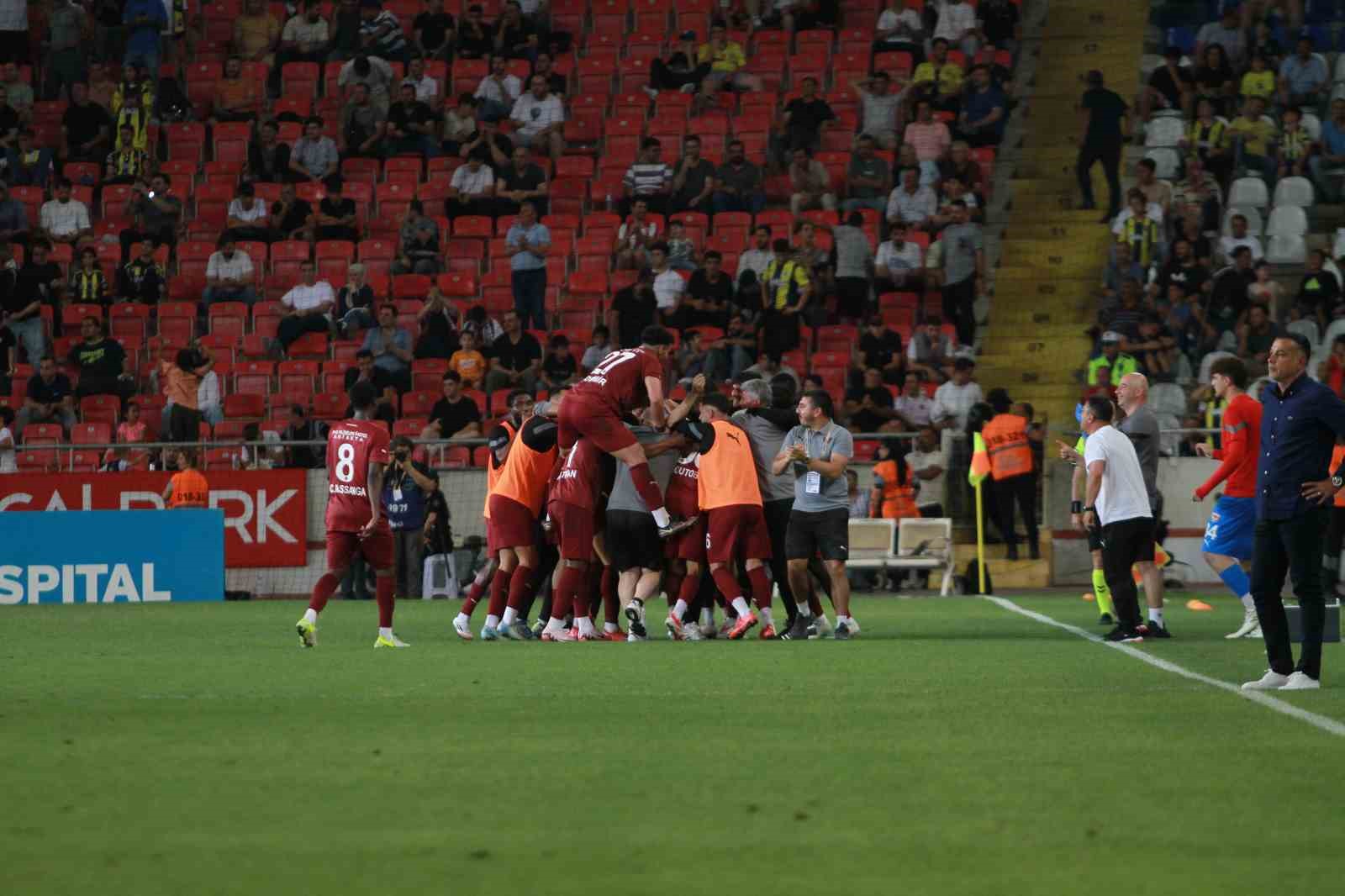 trendyol-super-lig-atakas-hatayspor-4-fenerbahce-2-mac-sonucu