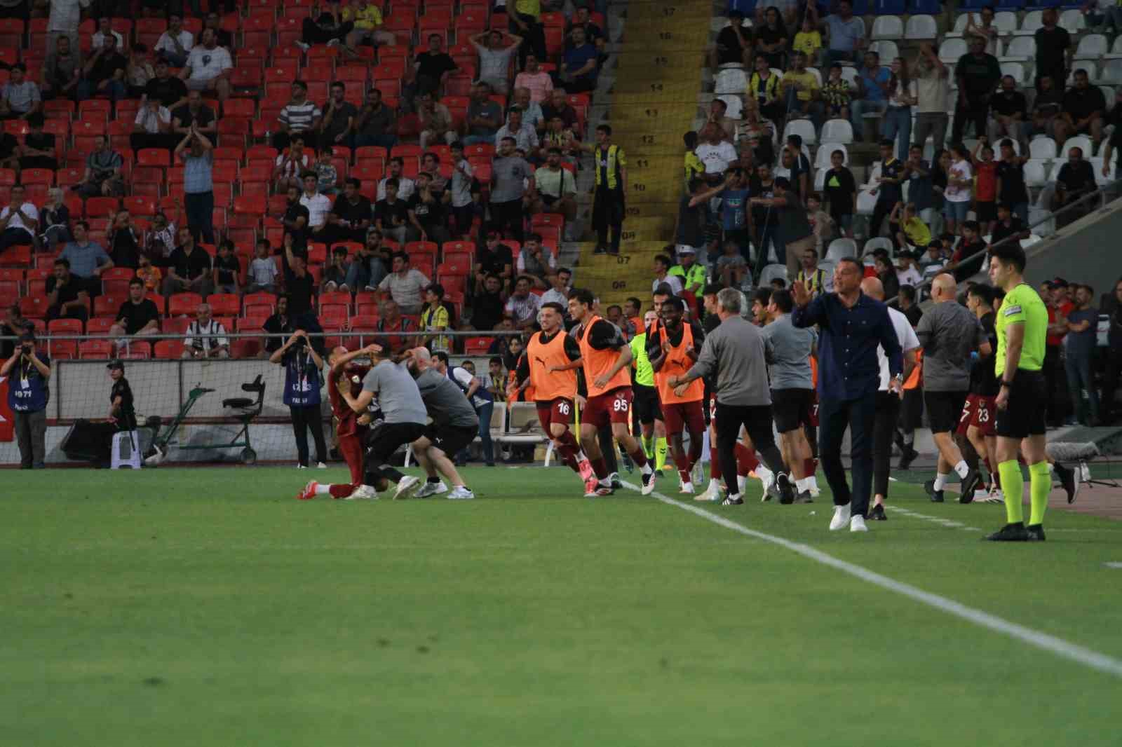 trendyol-super-lig-atakas-hatayspor-4-fenerbahce-2-mac-sonucu