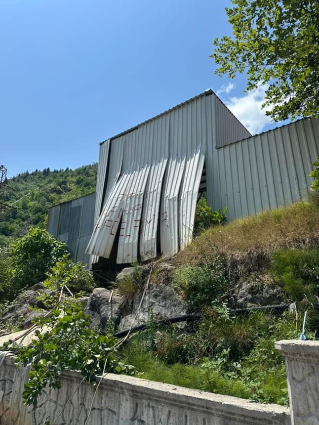 artvin-murgulda-kaza-kamyon-dereye-uctu