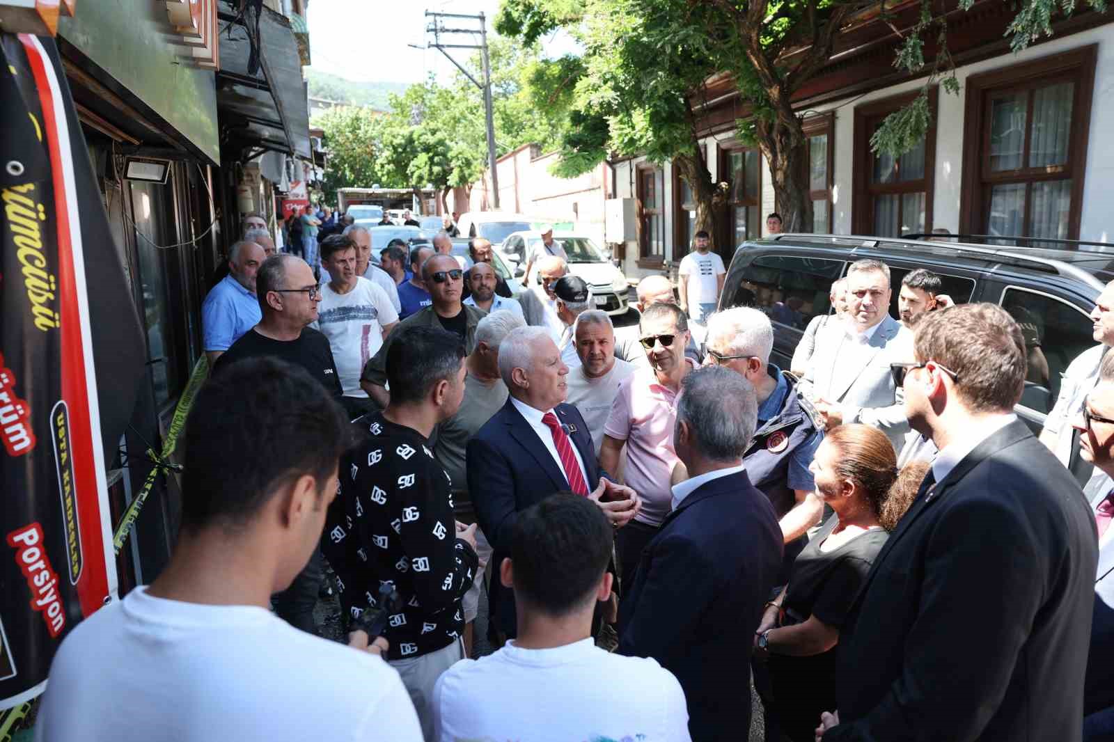 bursada-7-dakikada-bir-yangin-ihbari-geldi