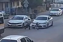 bursada-otomobilin-carptigi-anne-ve-oglu-yaralandi