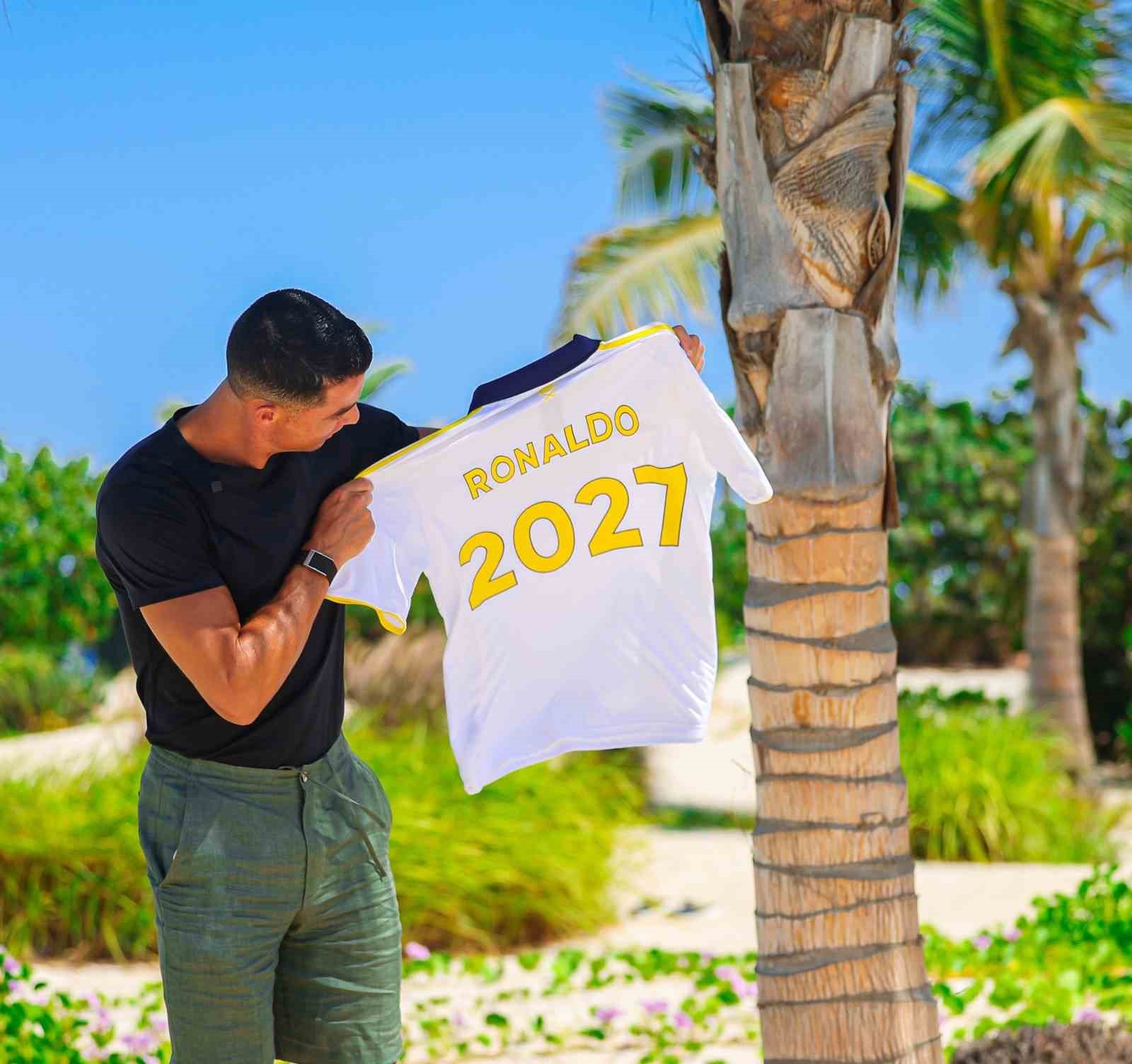 cristiano-ronaldo-2027-yilina-kadar-al-nassrda