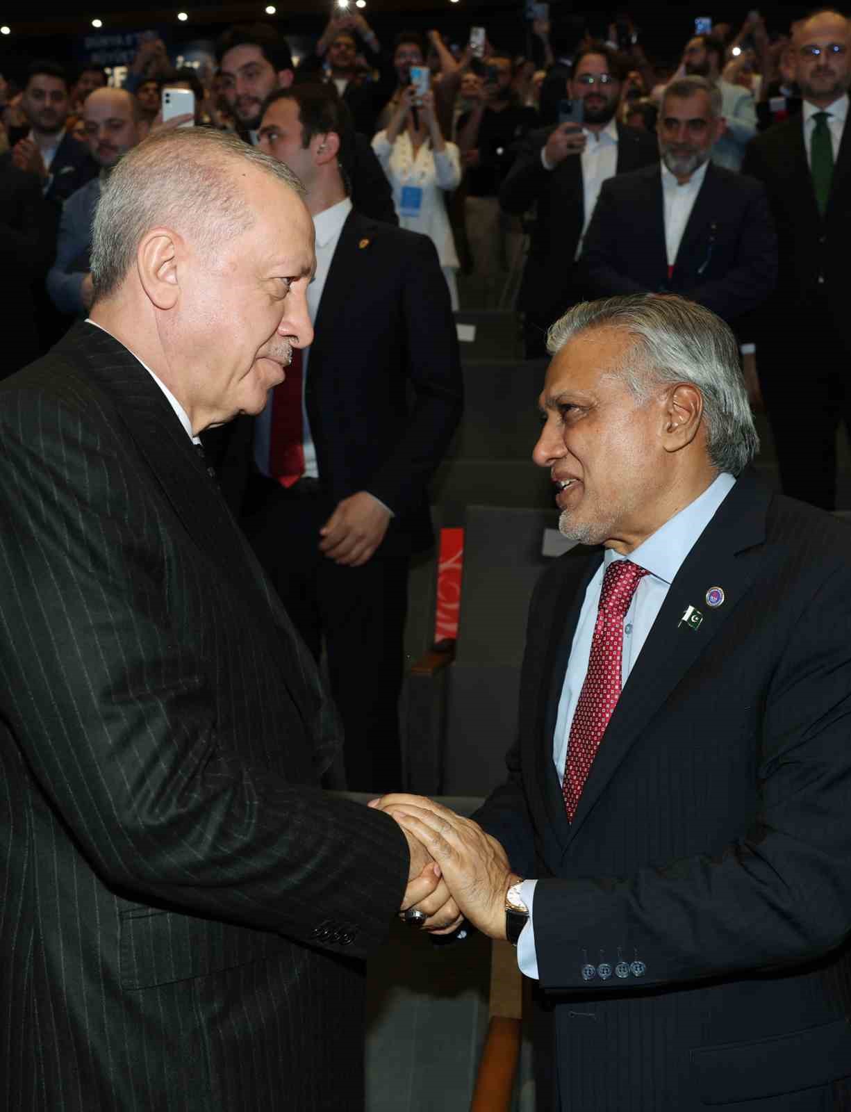 cumhurbaskani-erdogandan-israil-basbakani-netanyahuya-adlarini-hitler-gibi-zalimlerin-yanina-utancla-yazdirdilar
