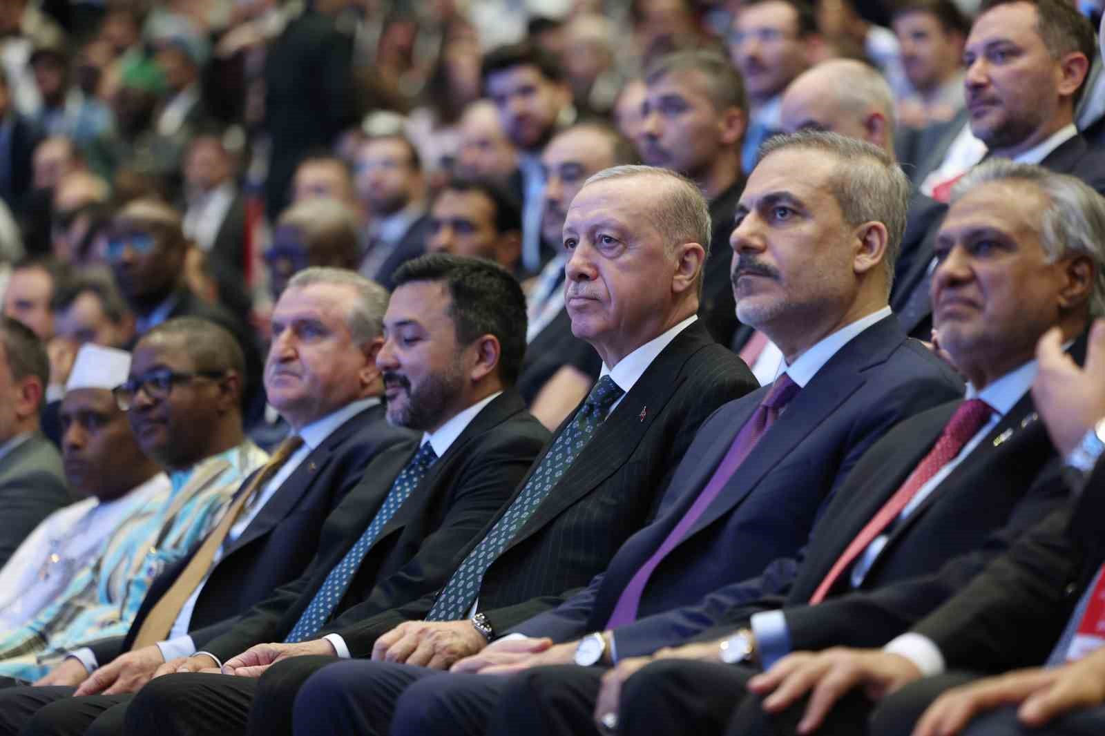 cumhurbaskani-erdogandan-israil-basbakani-netanyahuya-adlarini-hitler-gibi-zalimlerin-yanina-utancla-yazdirdilar