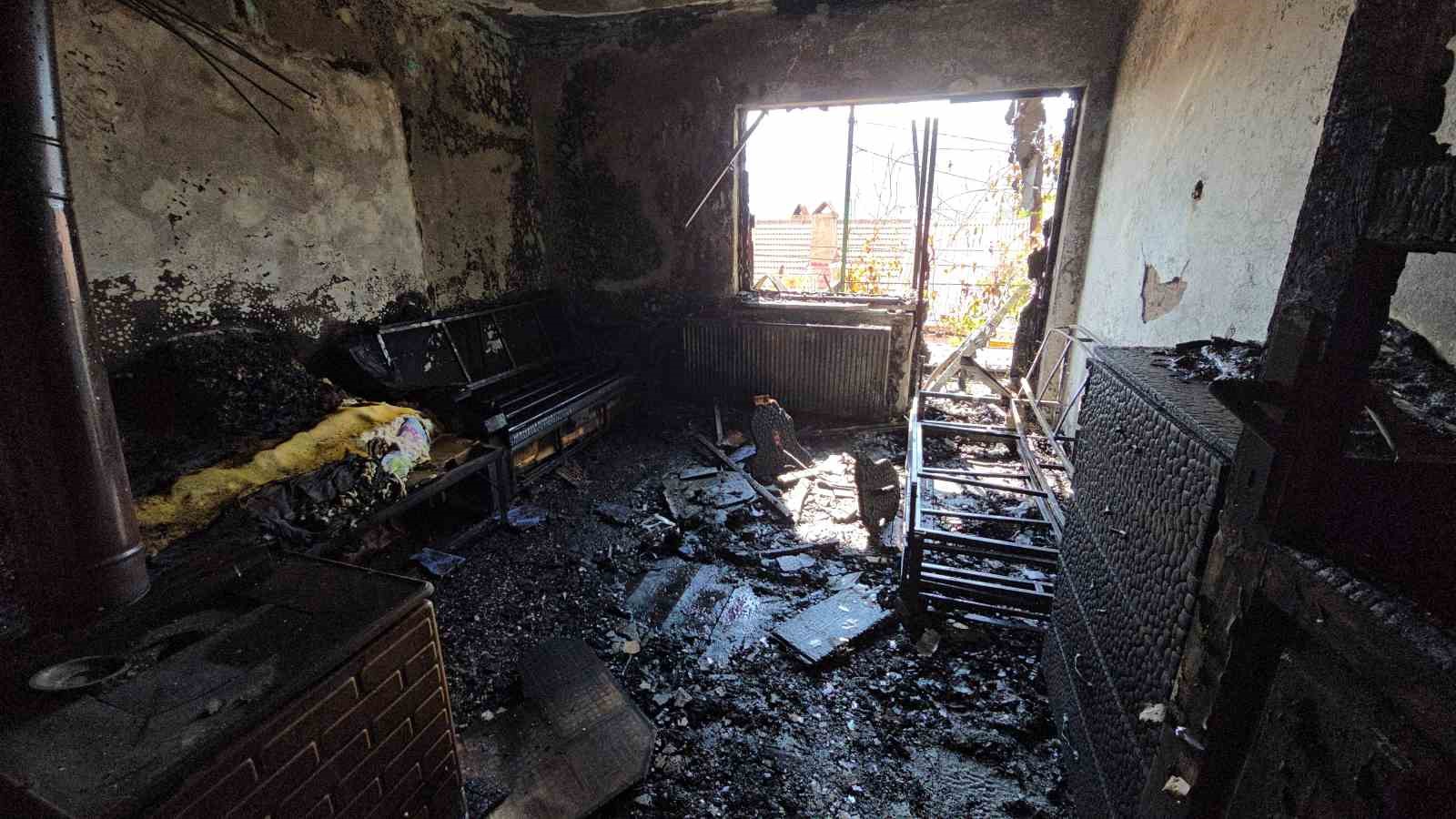elektrikli-battaniye-evi-kule-cevirdi
