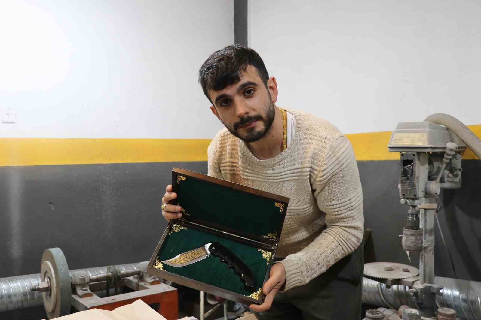 esi-benzeri-yok-ozel-siparis-ile-uretilip-60-bin-tlden-satisa-sunuluyor