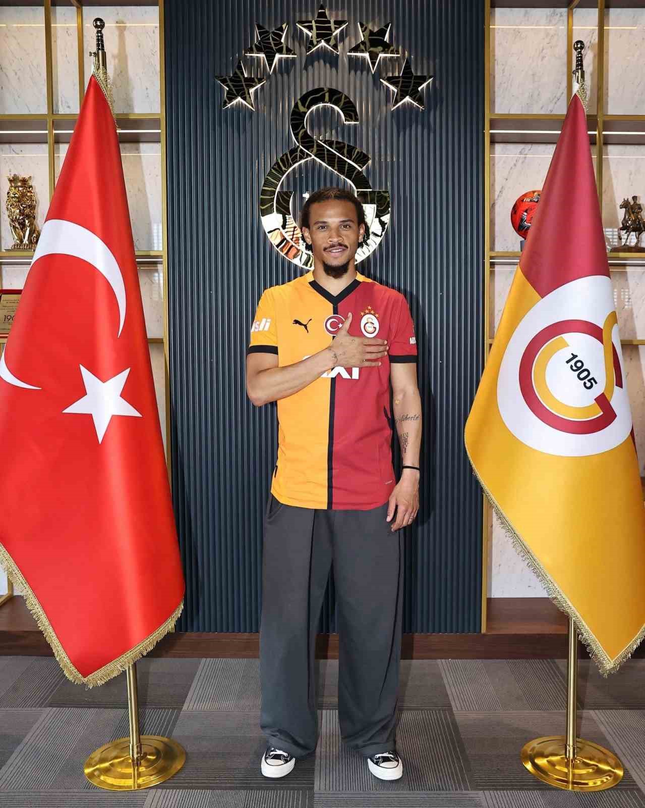 galatasaray-sane-ile-3-yillik-sozlesme-imzaladi