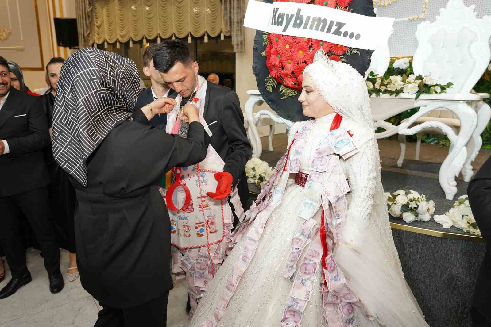 gelin-ve-damada-aci-kaybimiz-celengi-ile-surpriz