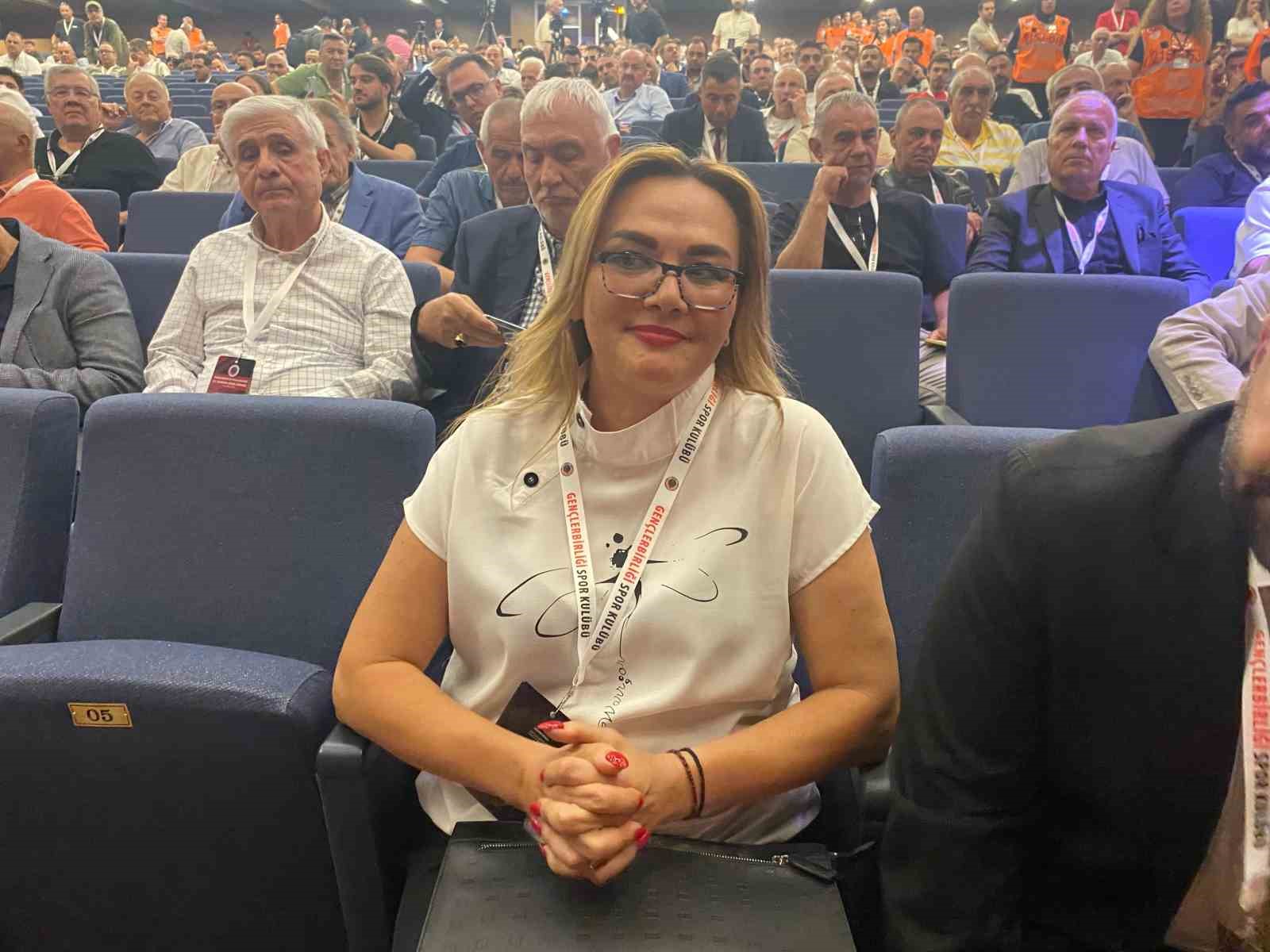 genclerbirliginde-nilufer-bircan-baskan-adayi-oldu