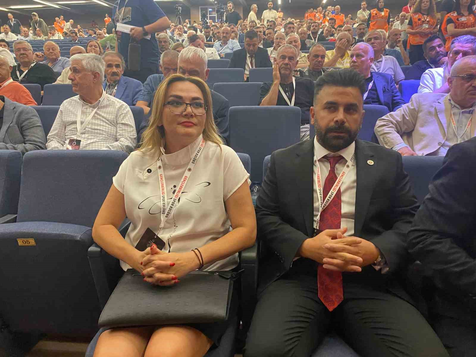 genclerbirliginde-nilufer-bircan-baskan-adayi-oldu