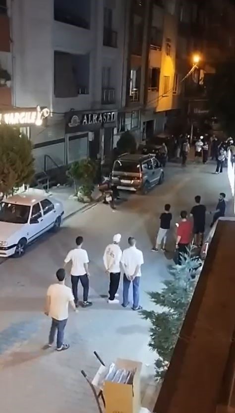 iki-grup-birbirine-girdi-ortalik-savas-alanina-dondu
