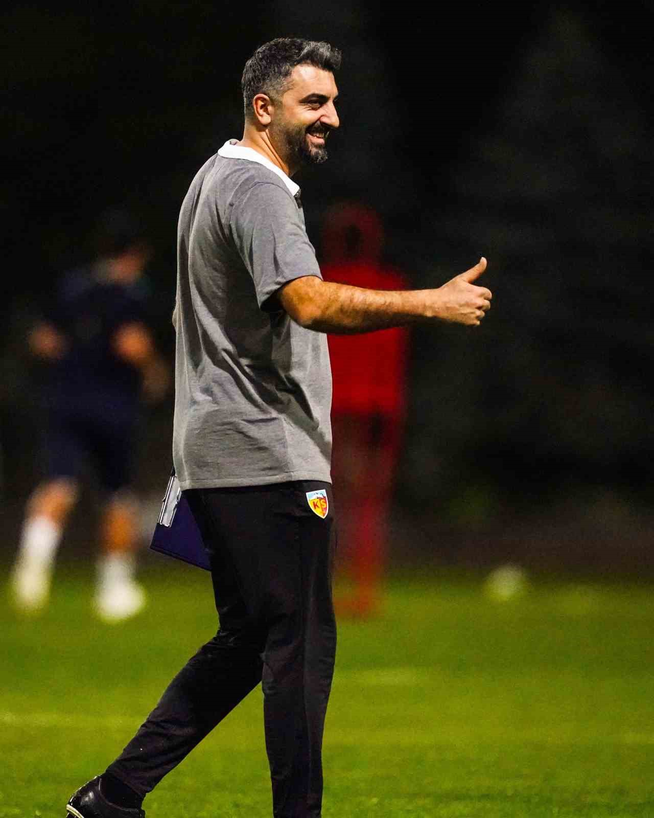 kayserispor-10-sezonda-22-hoca-ile-calisti