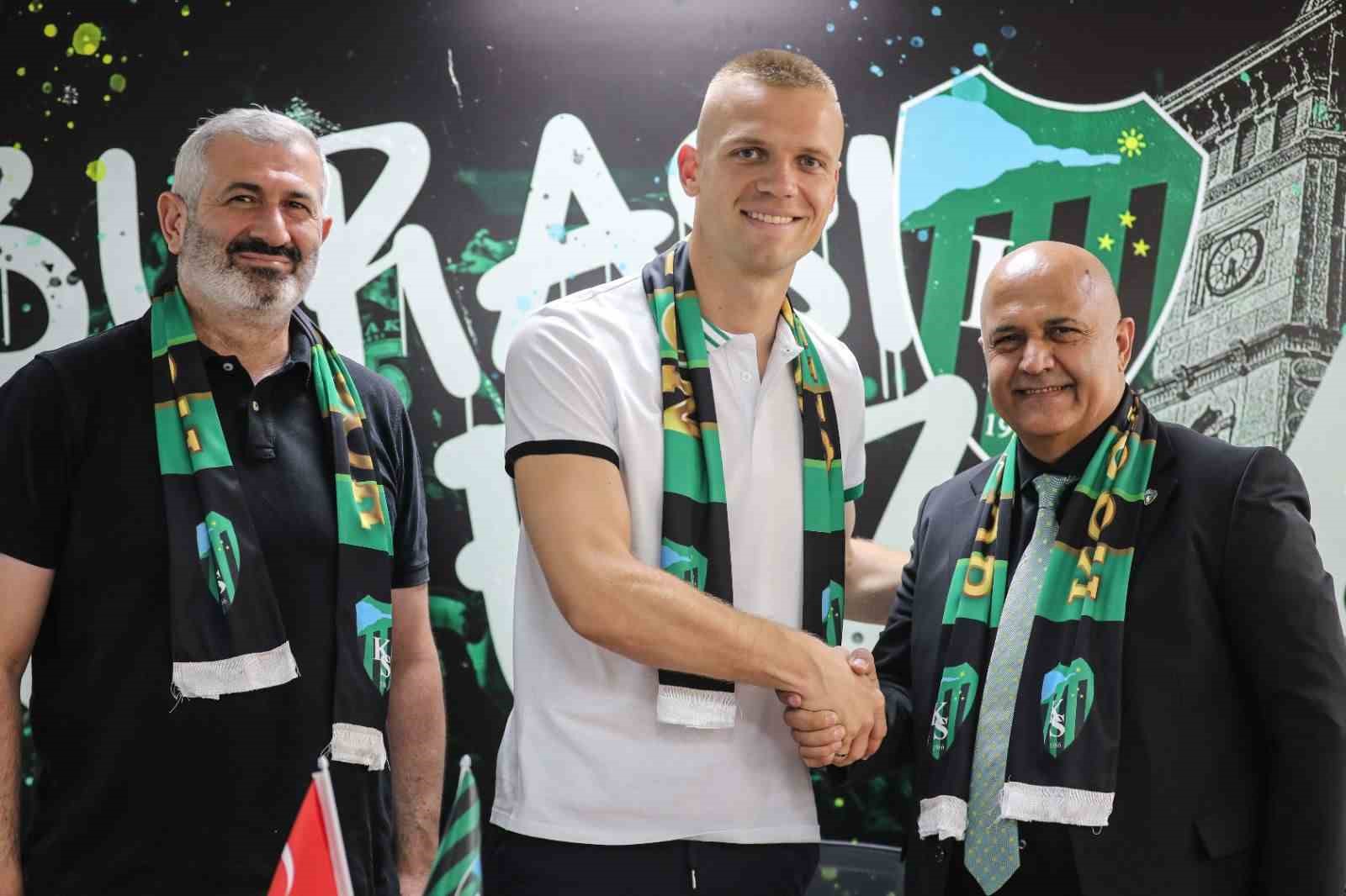 kocaelispor-jovanovici-renklerine-bagladi