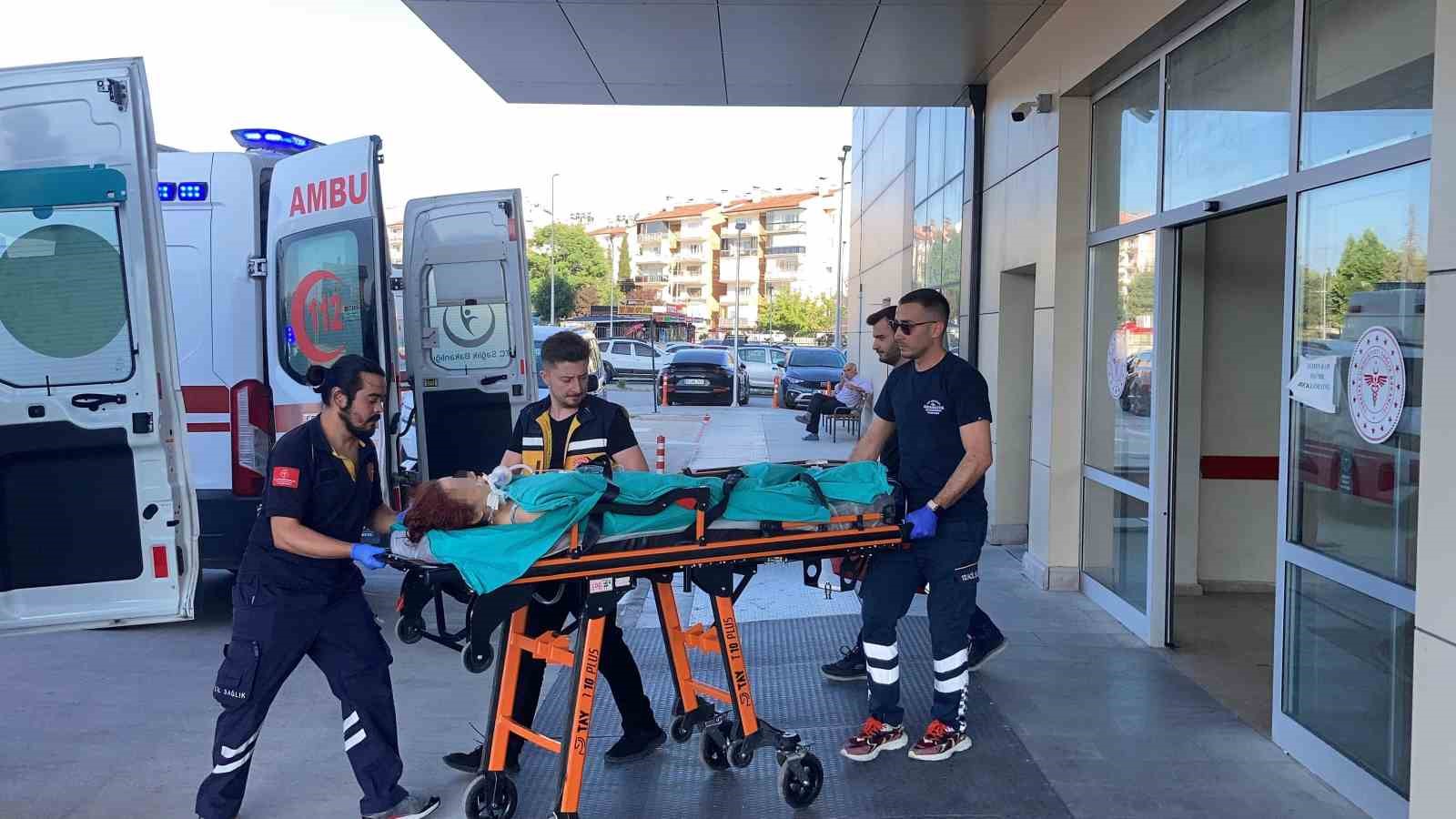 salda-golunde-can-pazari-genc-kiz-olumle-burun-buruna-geldi