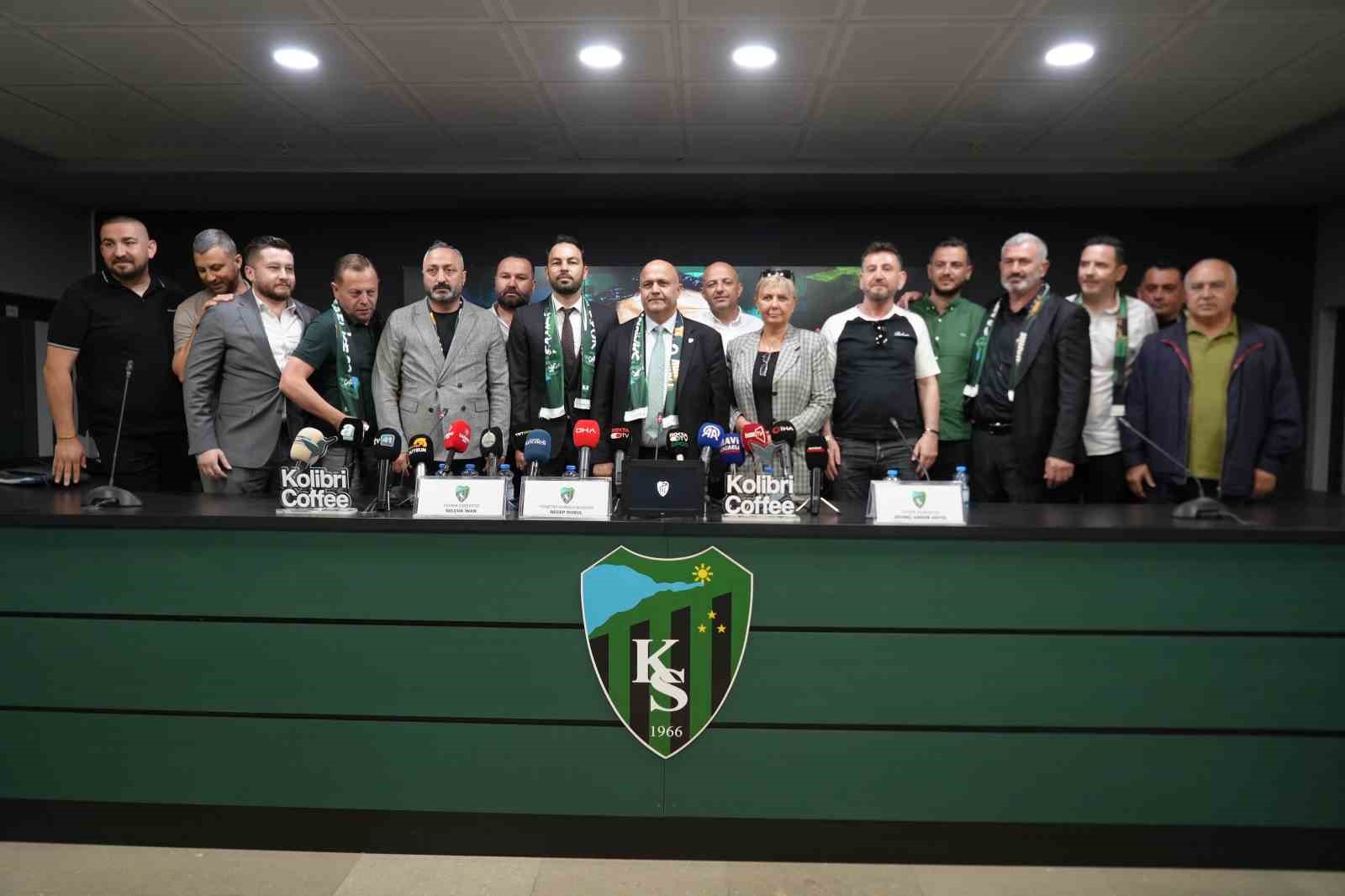 selcuk-inan-kocaelispora-imzayi-atti