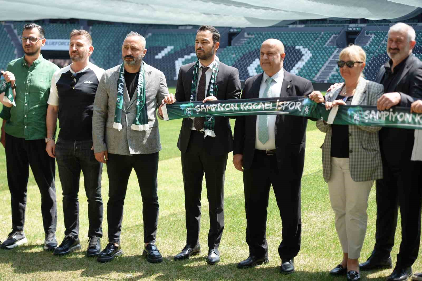 selcuk-inan-kocaelispora-imzayi-atti