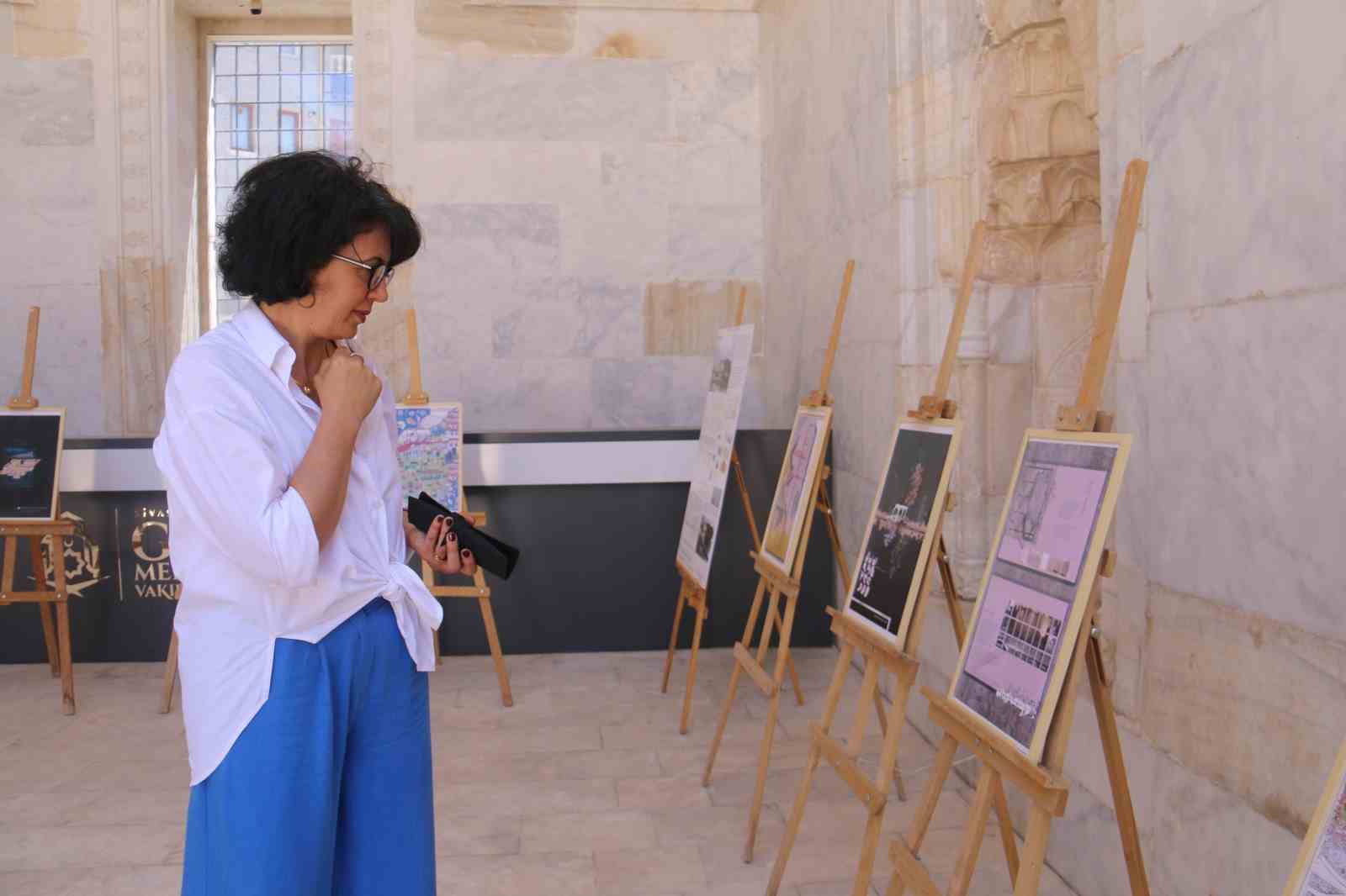 selcuklu-mimarisi-nasil-okunur-sergisi-selcuklu-mirasi-gok-medresede-acildi