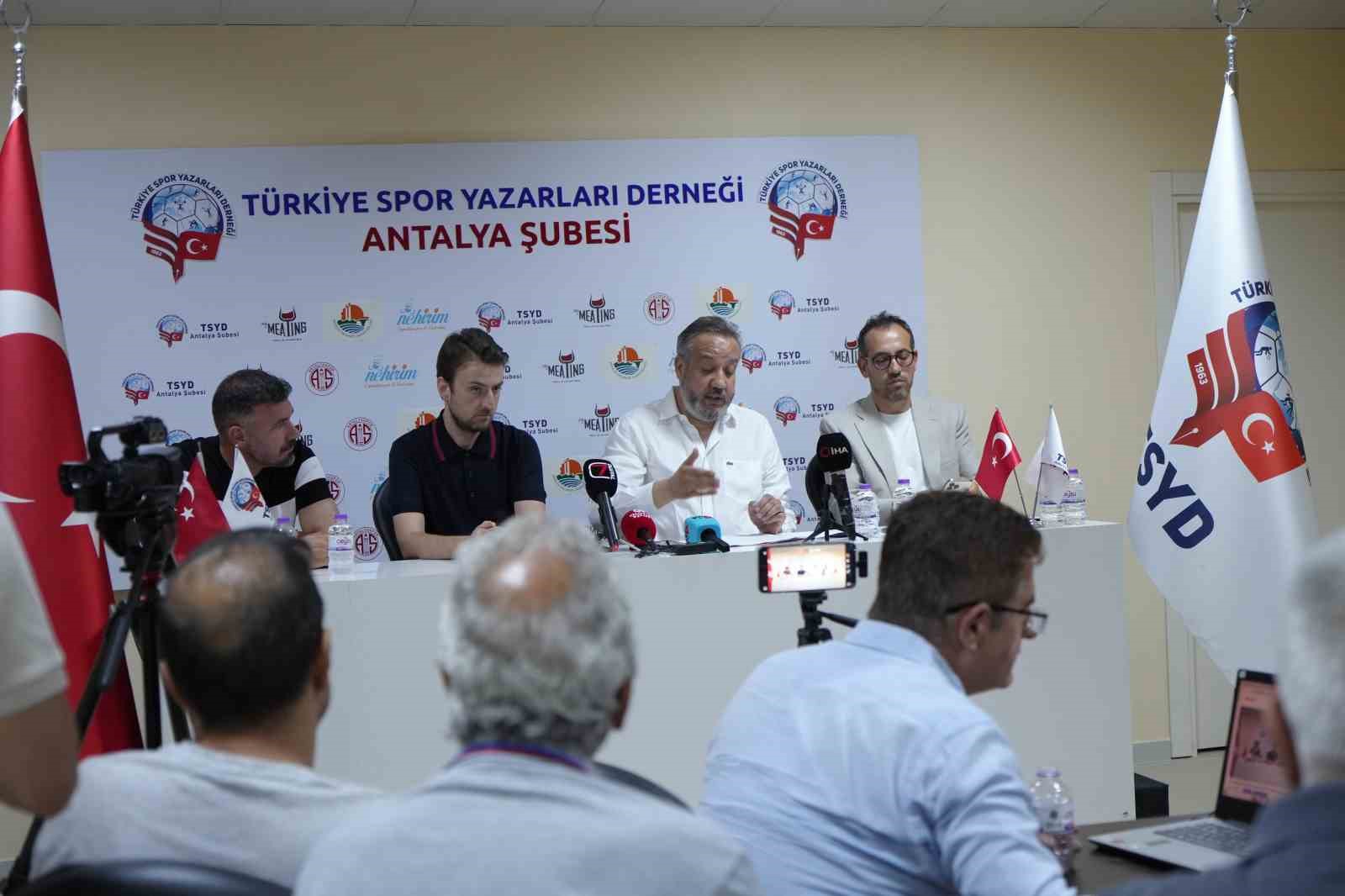 sinan-boztepe-istifa-edecegini-acikladi