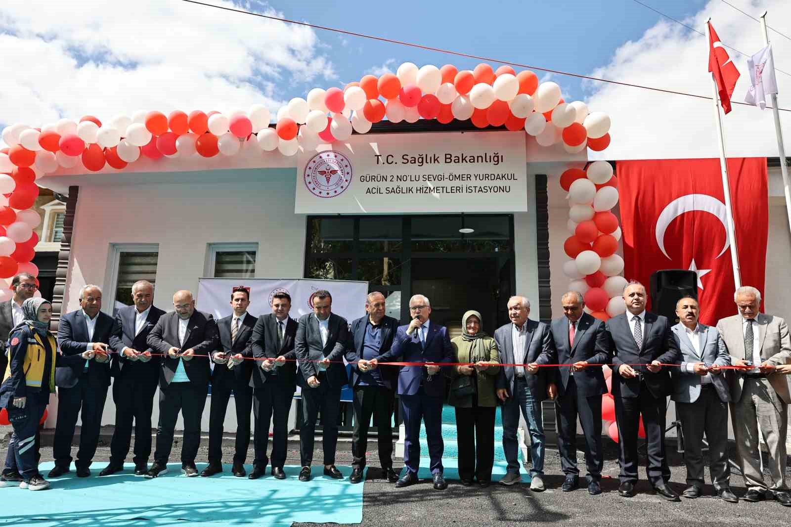 sivasli-hayirseverden-gurune-112-acil-istasyonu