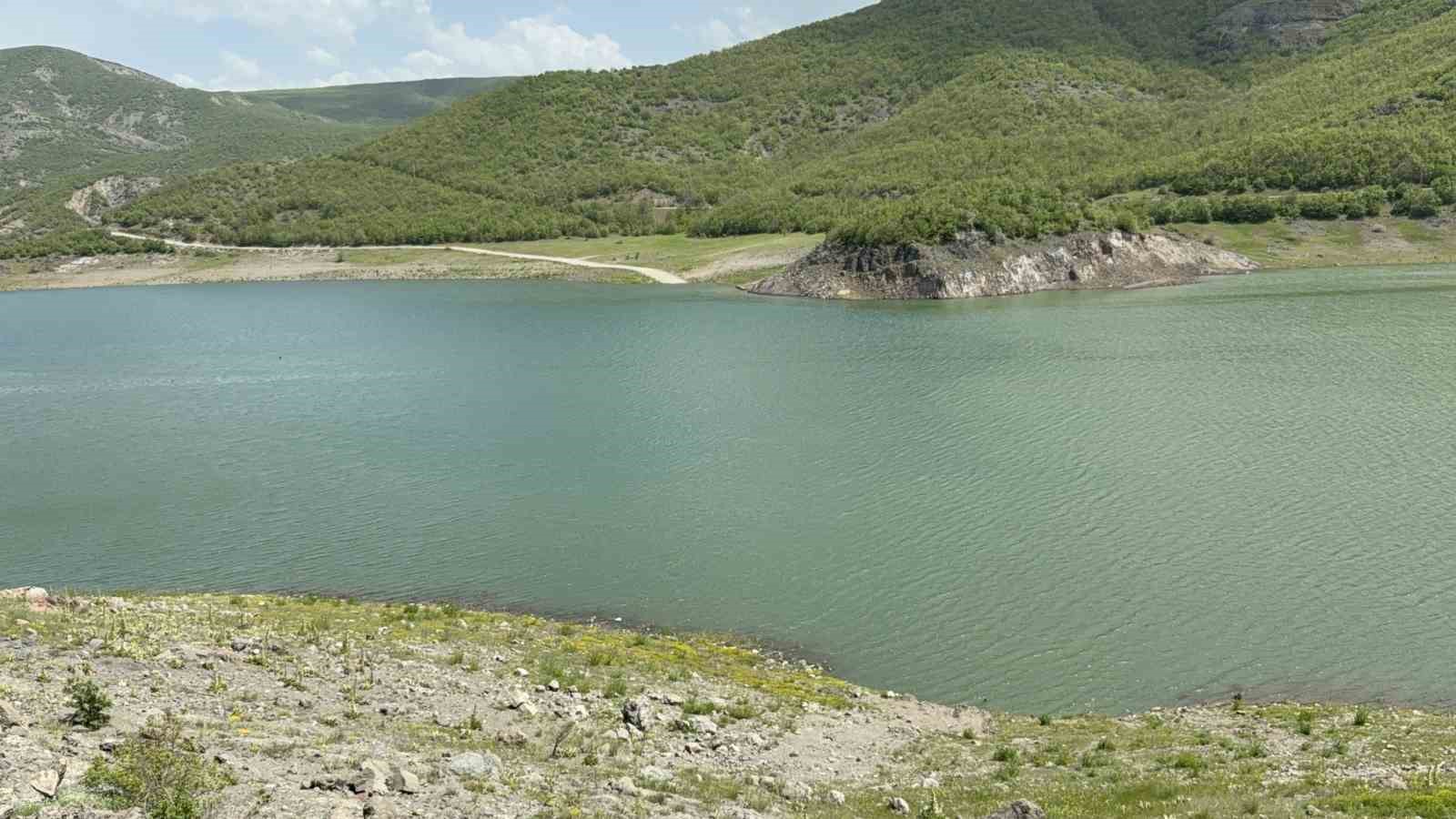son-yagislar-nedeniyle-18-koyun-yolu-baraj-sulari-altinda-kaldi